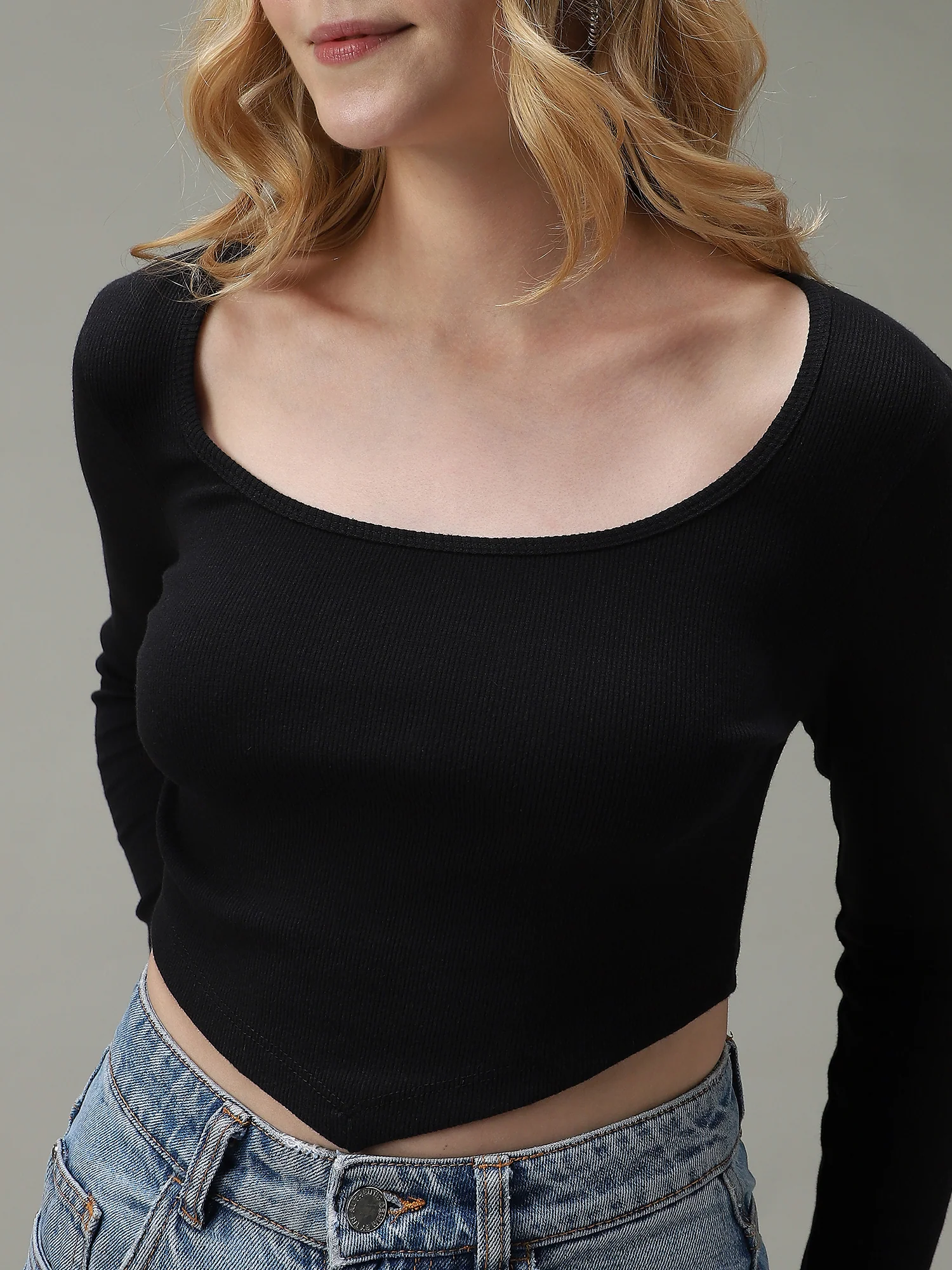 Black Assymetric Hem Scoop Neck Knit Top - Image 3
