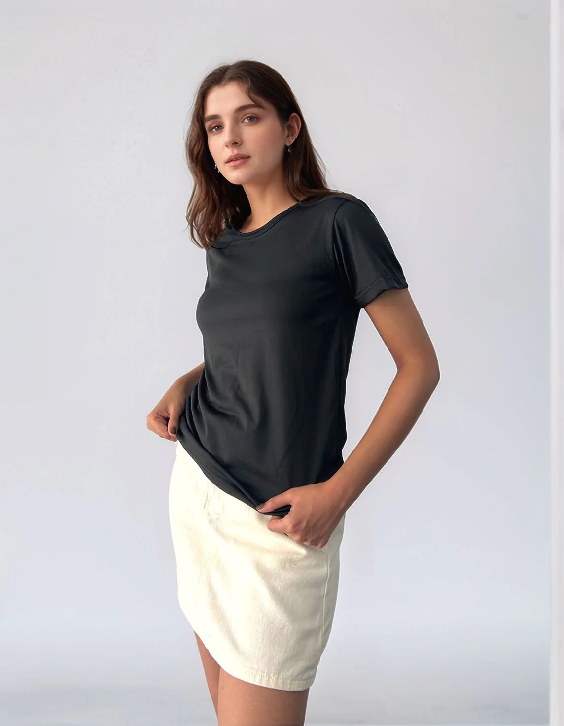 Black Basic Solid Regular Fit T-Shirt - Image 2