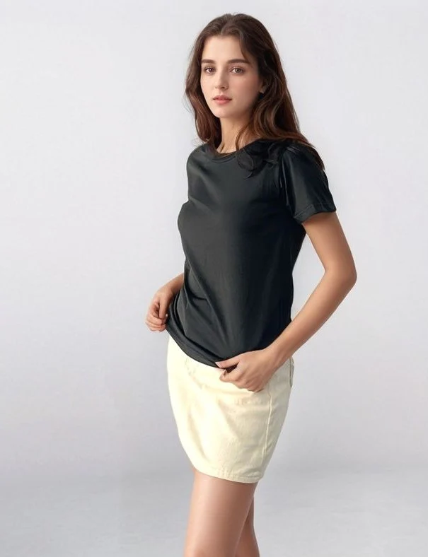 Black Basic Solid Regular Fit T-Shirt - Image 3