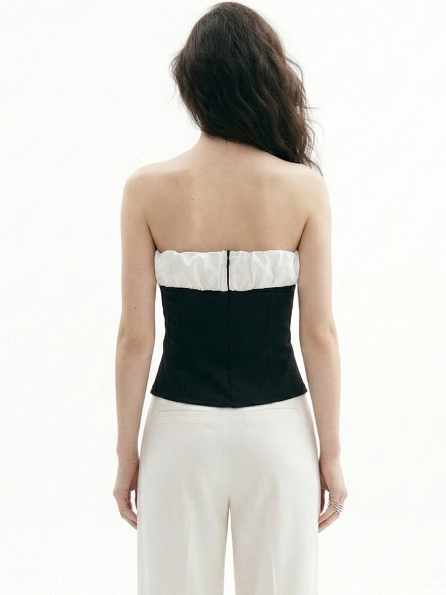 Black Contrast Toned Tibe Top With Bow - Image 4