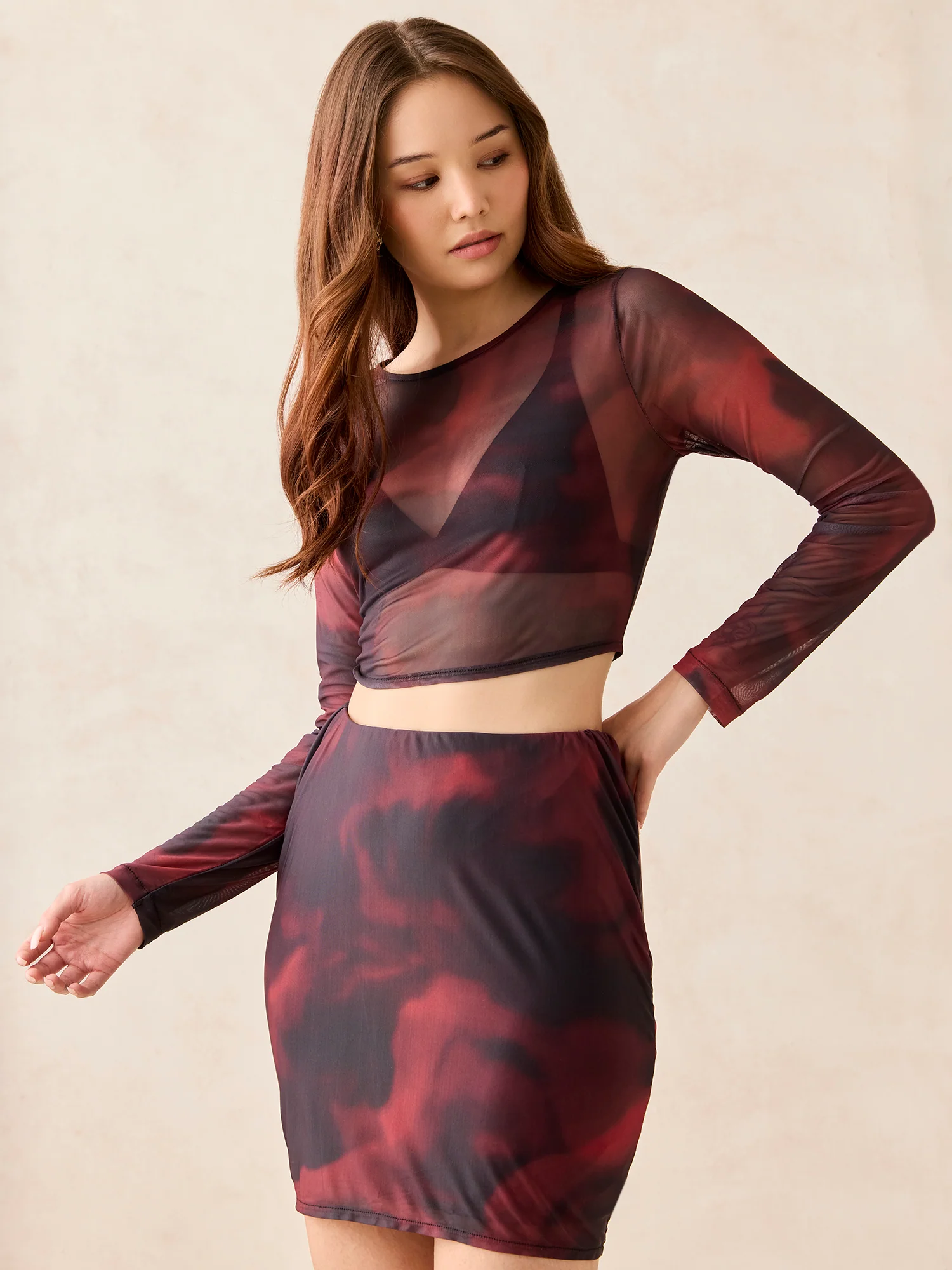 Black Fitted Top And Side Ruched Skirt  Coord Set - Image 4