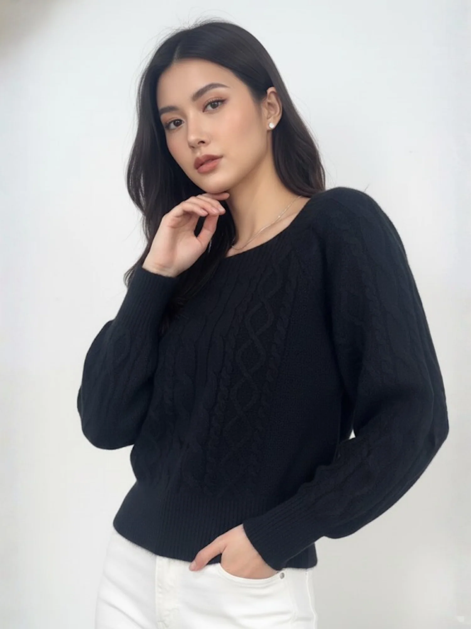 Black Full Sleeve Round Neck Sweater - Image 3