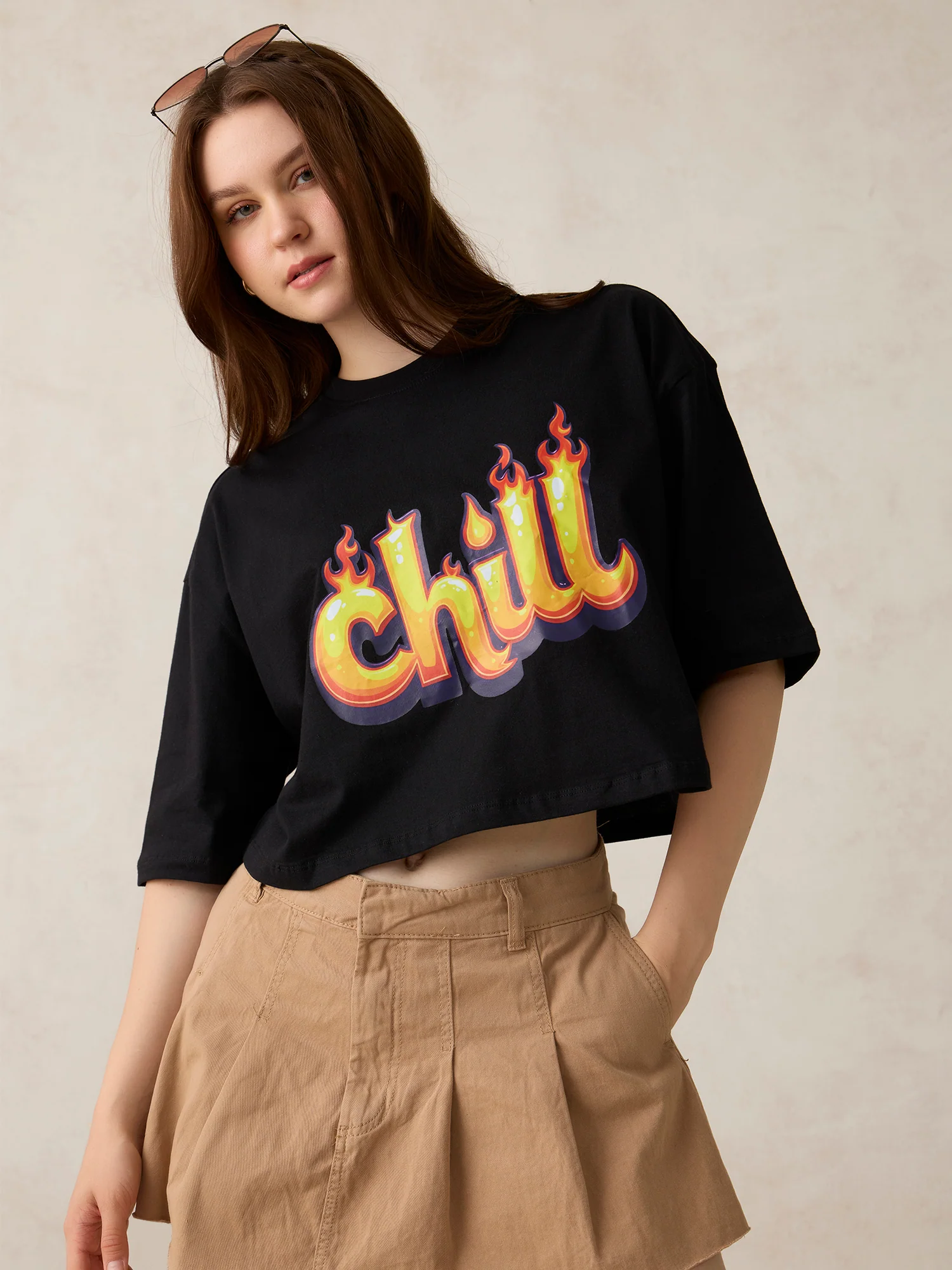 Black Graphic Cropped Boxy T-Shirt - Image 3