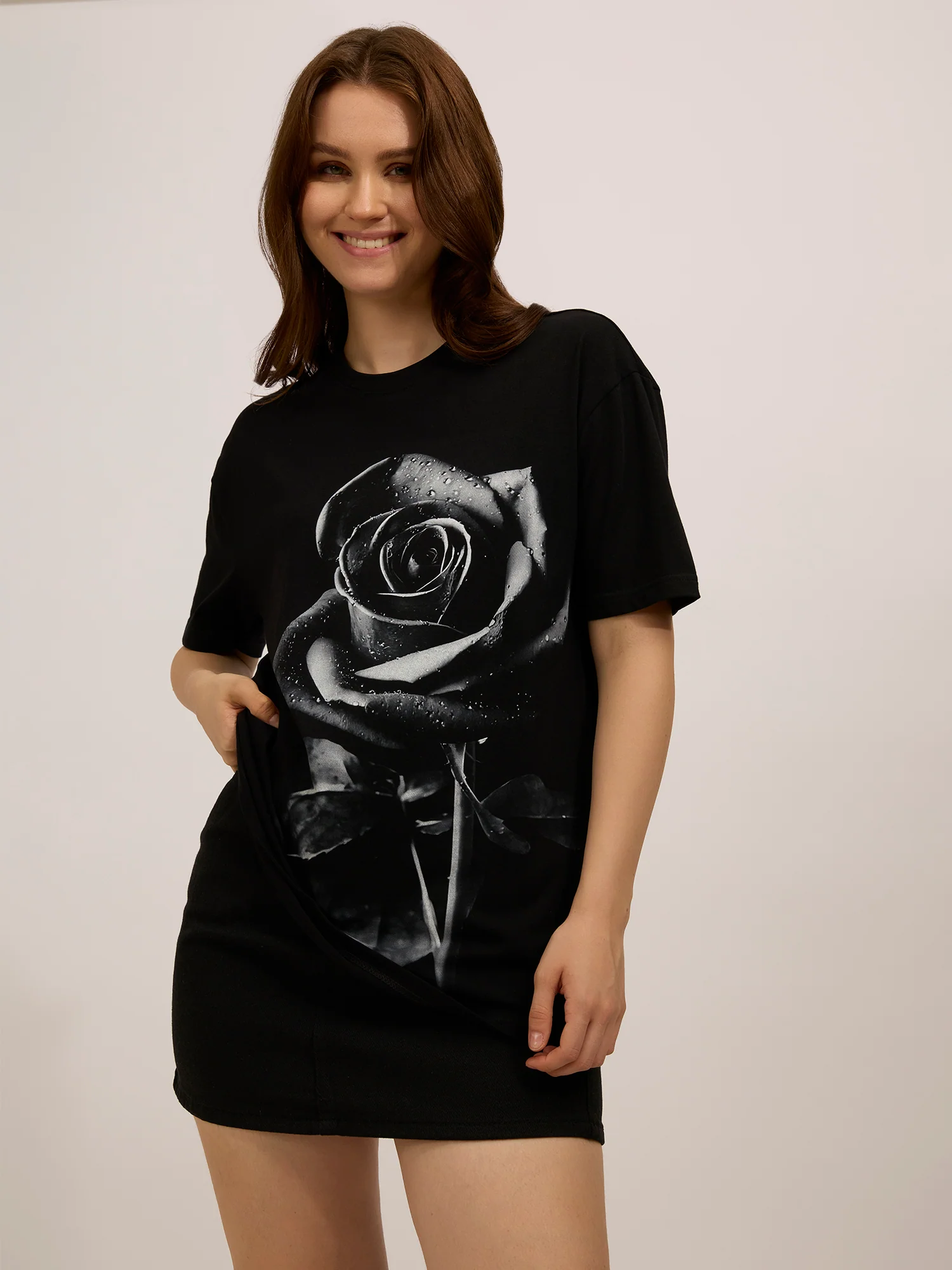 Black Graphic Oversized T-Shirt - Image 3