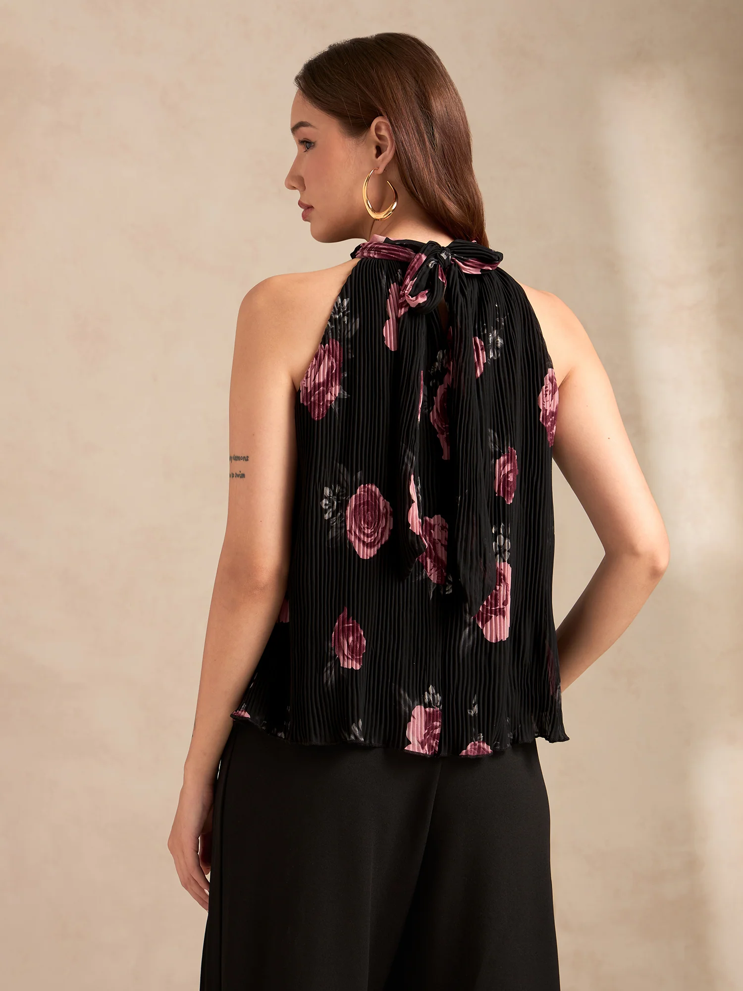 Black Halter Neck Plisse Flared Printed Top - Image 7