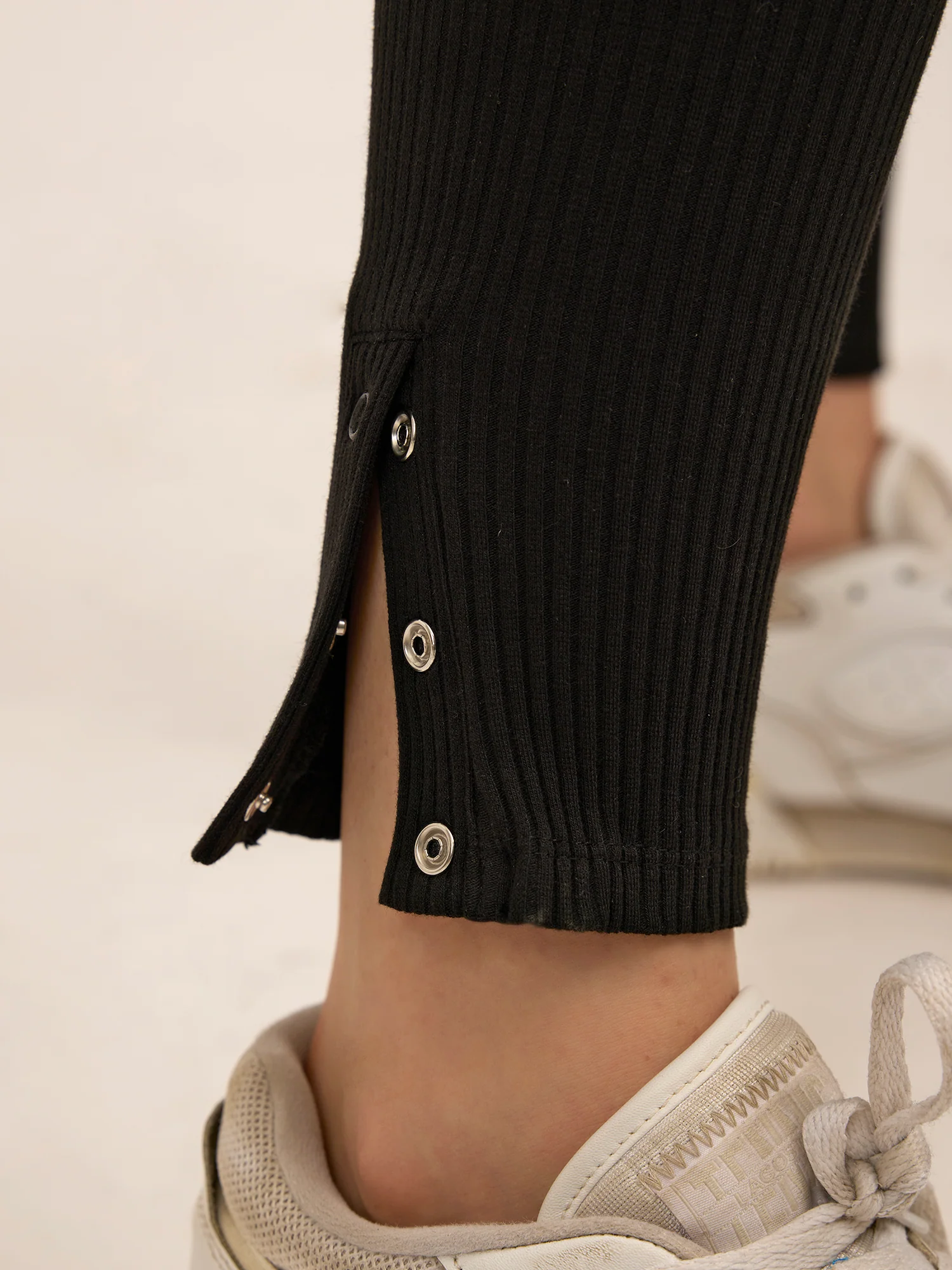 Black Ribbed Basic Solid Leggings - Image 7