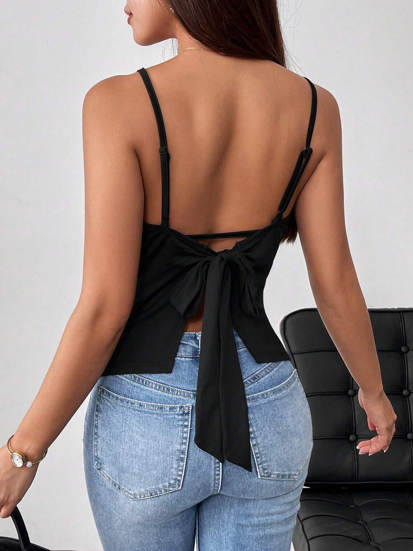 Black Scoop Neck Cami Top - Image 3