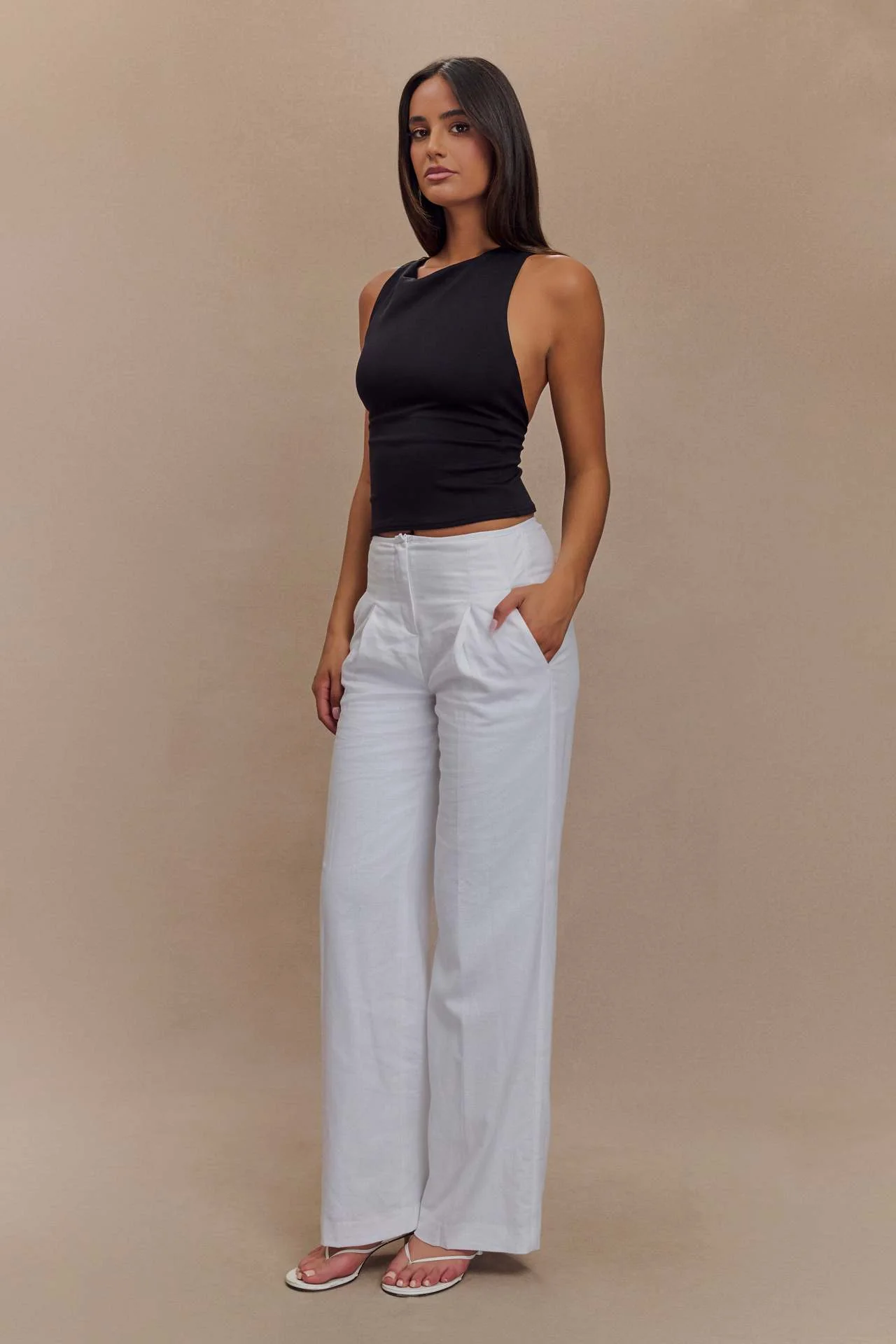 Black Sleeveless Back Panel Detail Top - Image 3