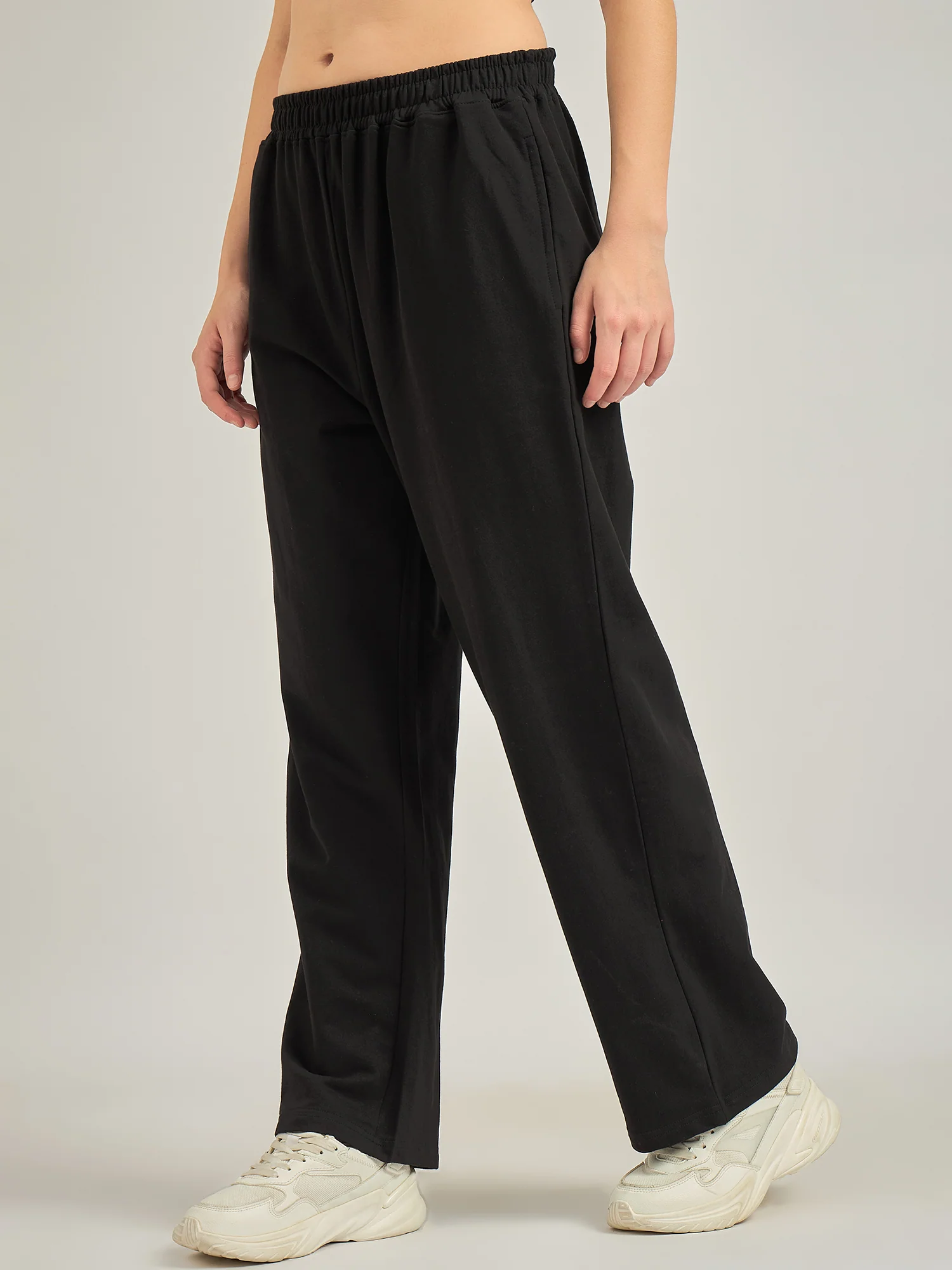 Black Solid Basic Wide Leg Sweatpants - Image 4