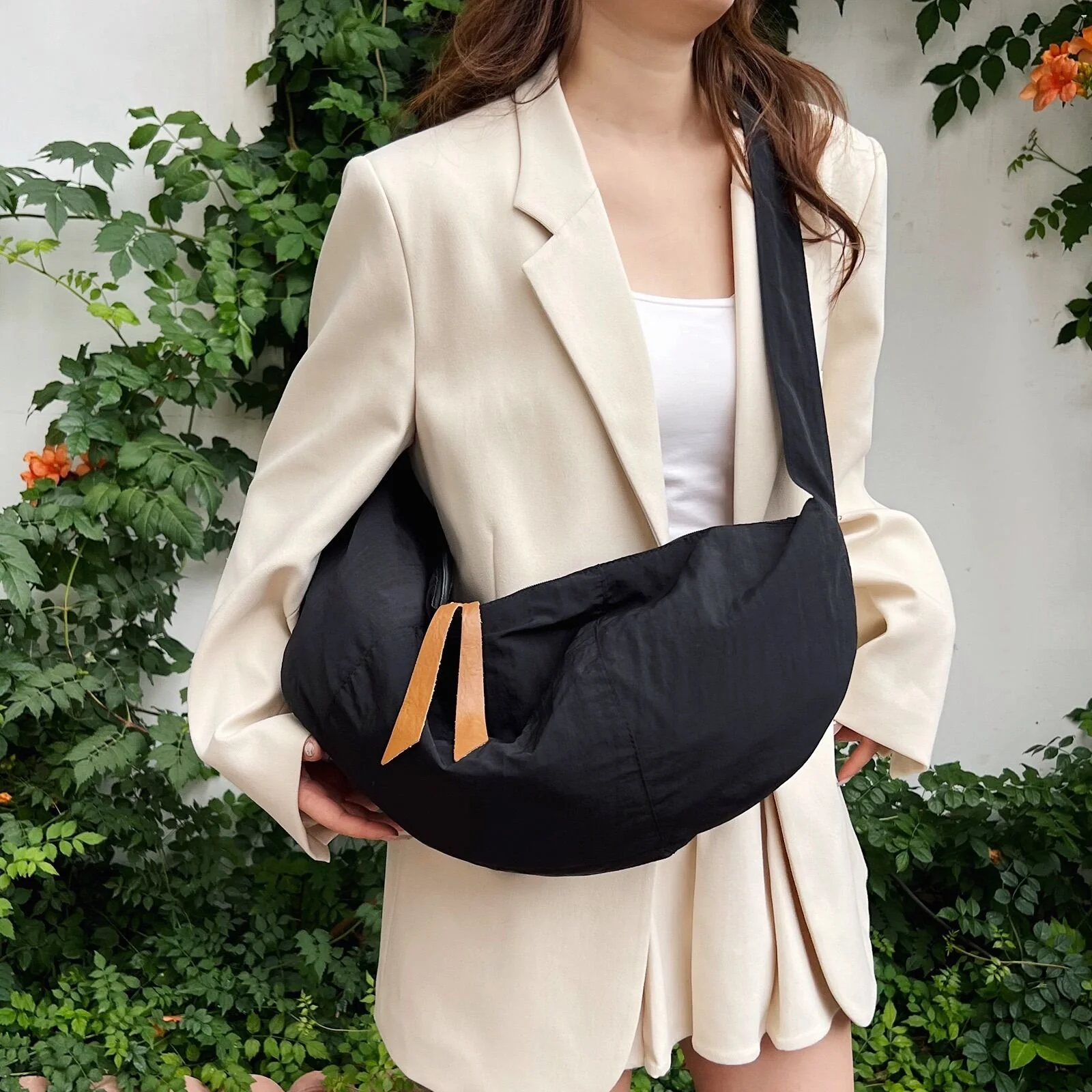 Black Solid Shopper Hobo Bag - Image 2