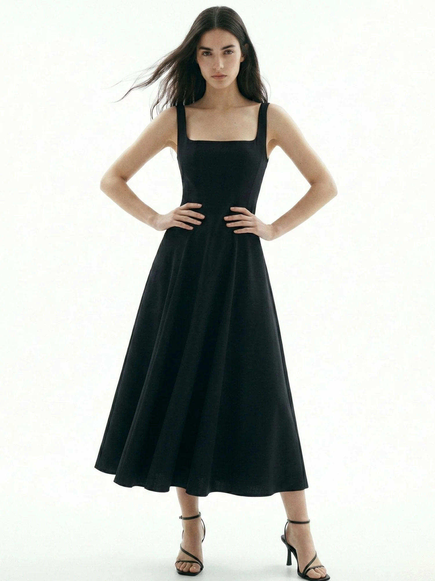 Black Square Neck Flared Dress - Image 3