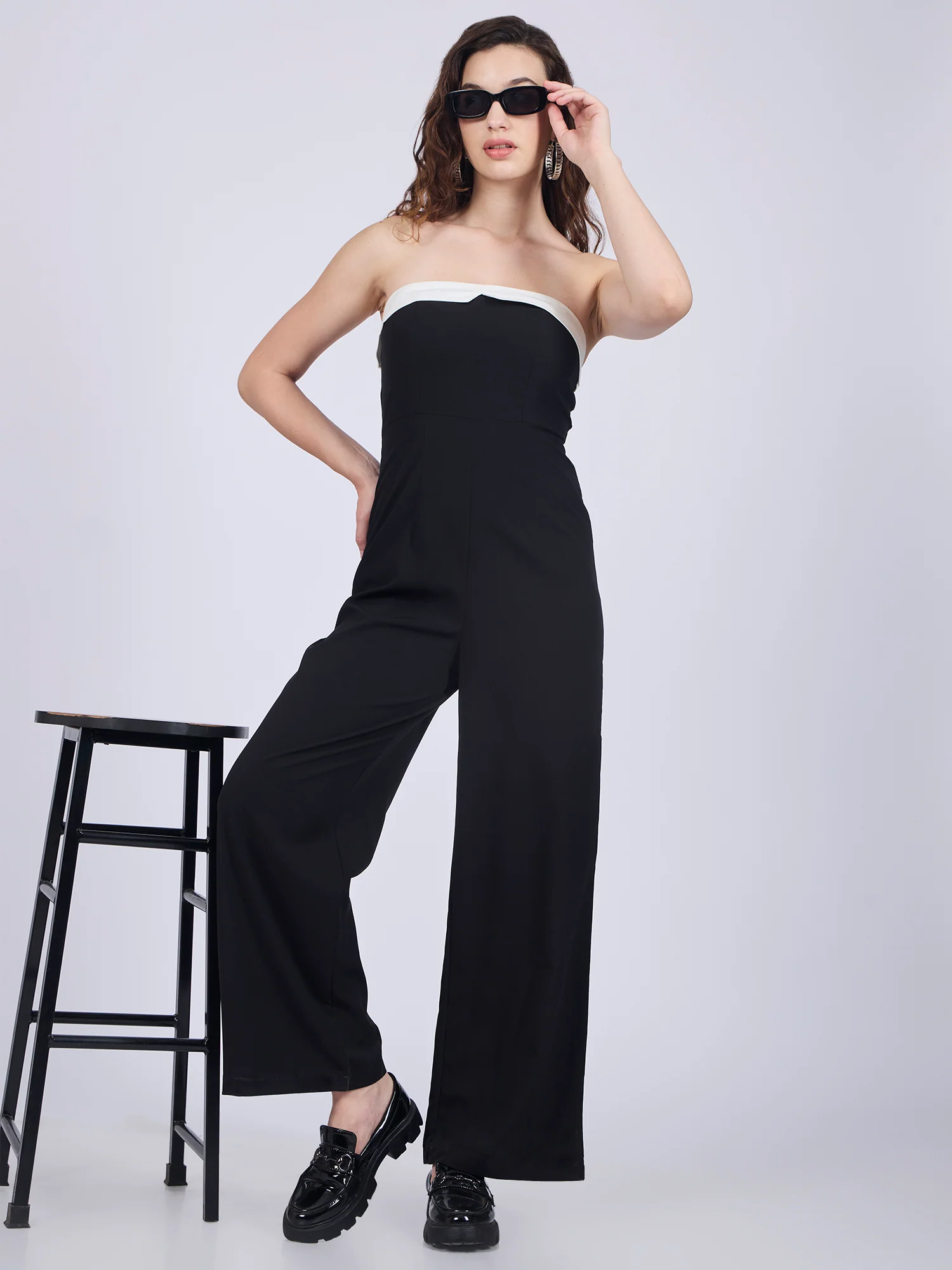Monochrome Strapless Black Jumpsuit - Image 5
