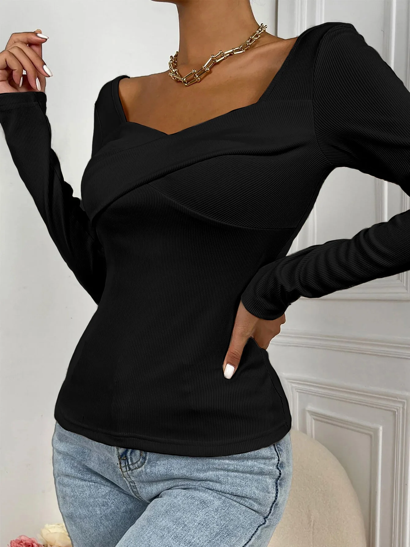 Black Sweetheart Neckline Criss Cross Detailing Top - Image 2