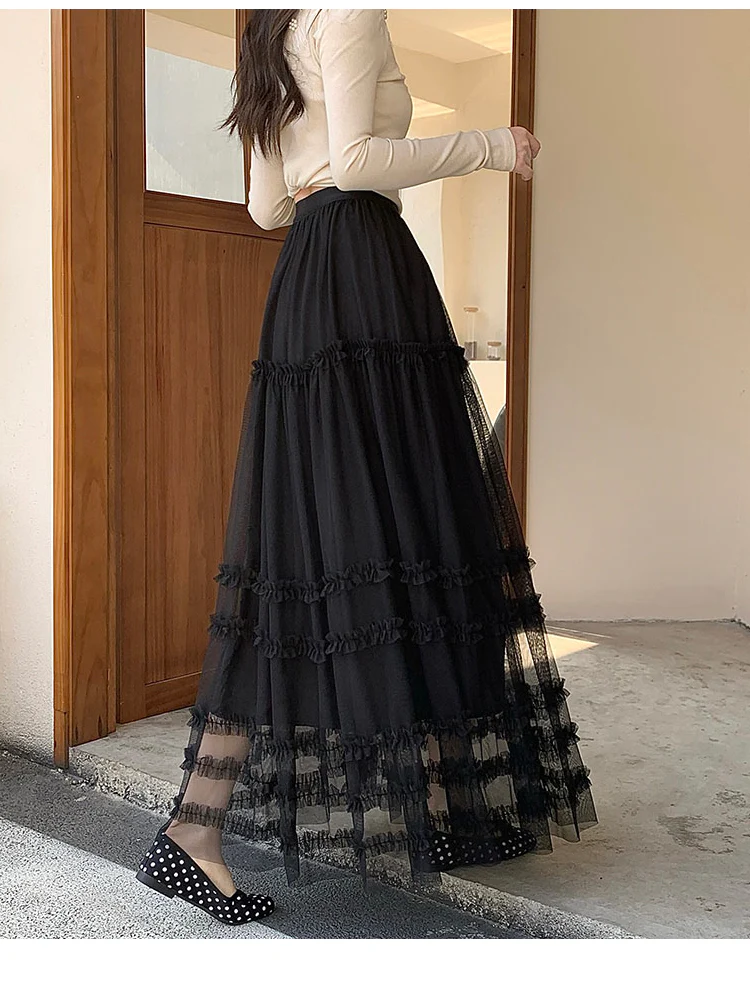 Black Textured Tiered Skirt - Image 3