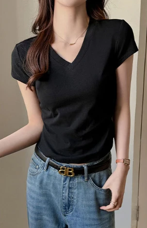 Black V-Neck Relaxed Fit T-Shirt - Image 3