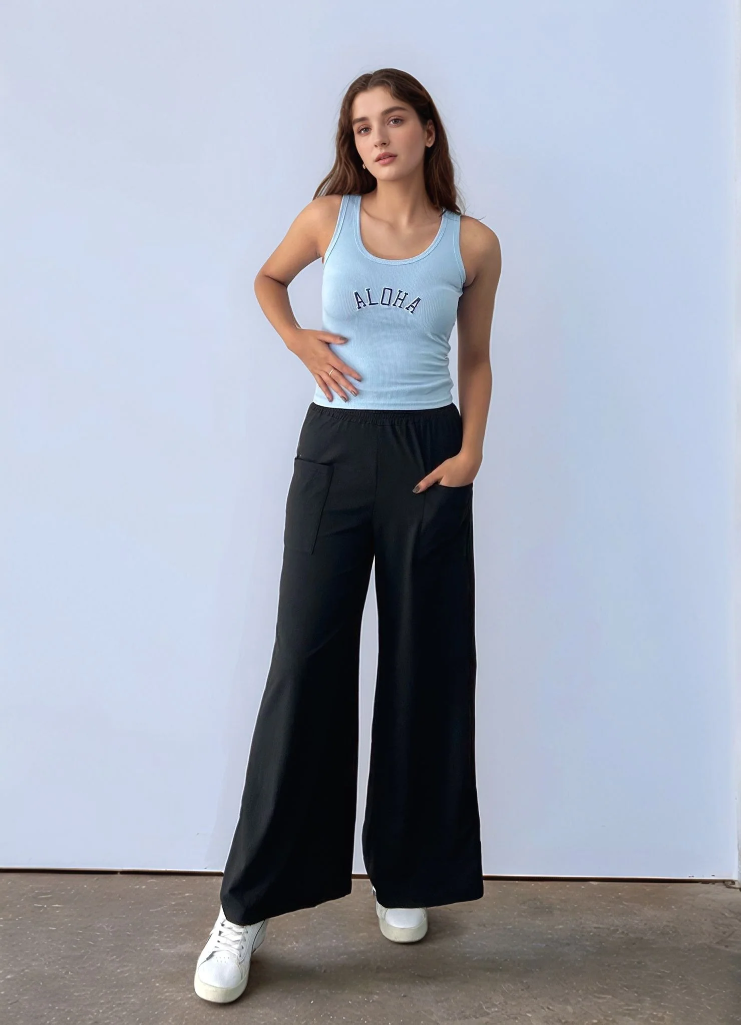 Blue Basic Cropped Tank Top - Image 3