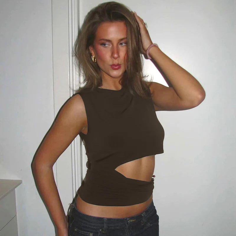 Brown Crop Top With Cutout Waist - Image 2