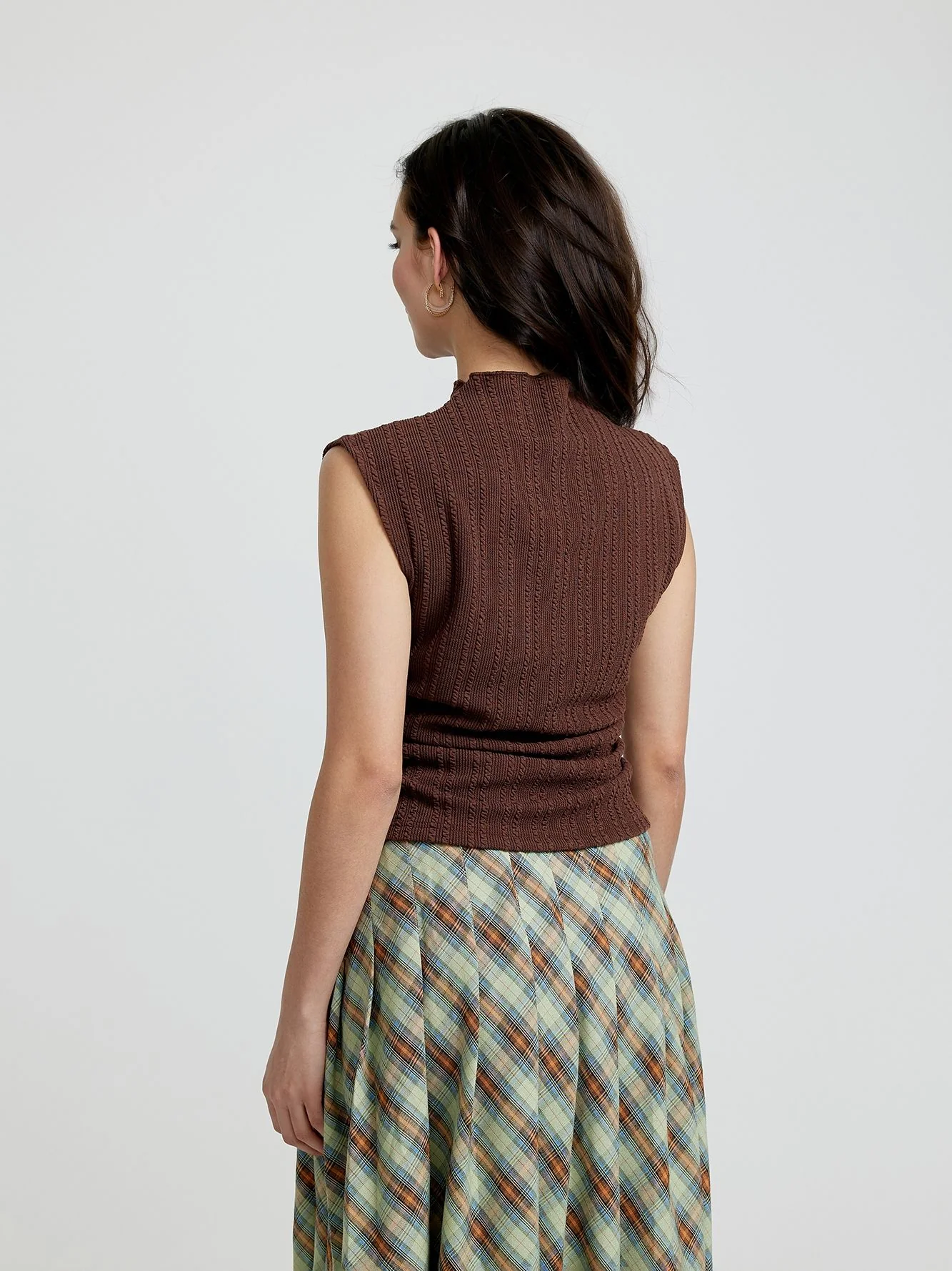 Brown Textured Knit Top With Side Ruching - Image 2