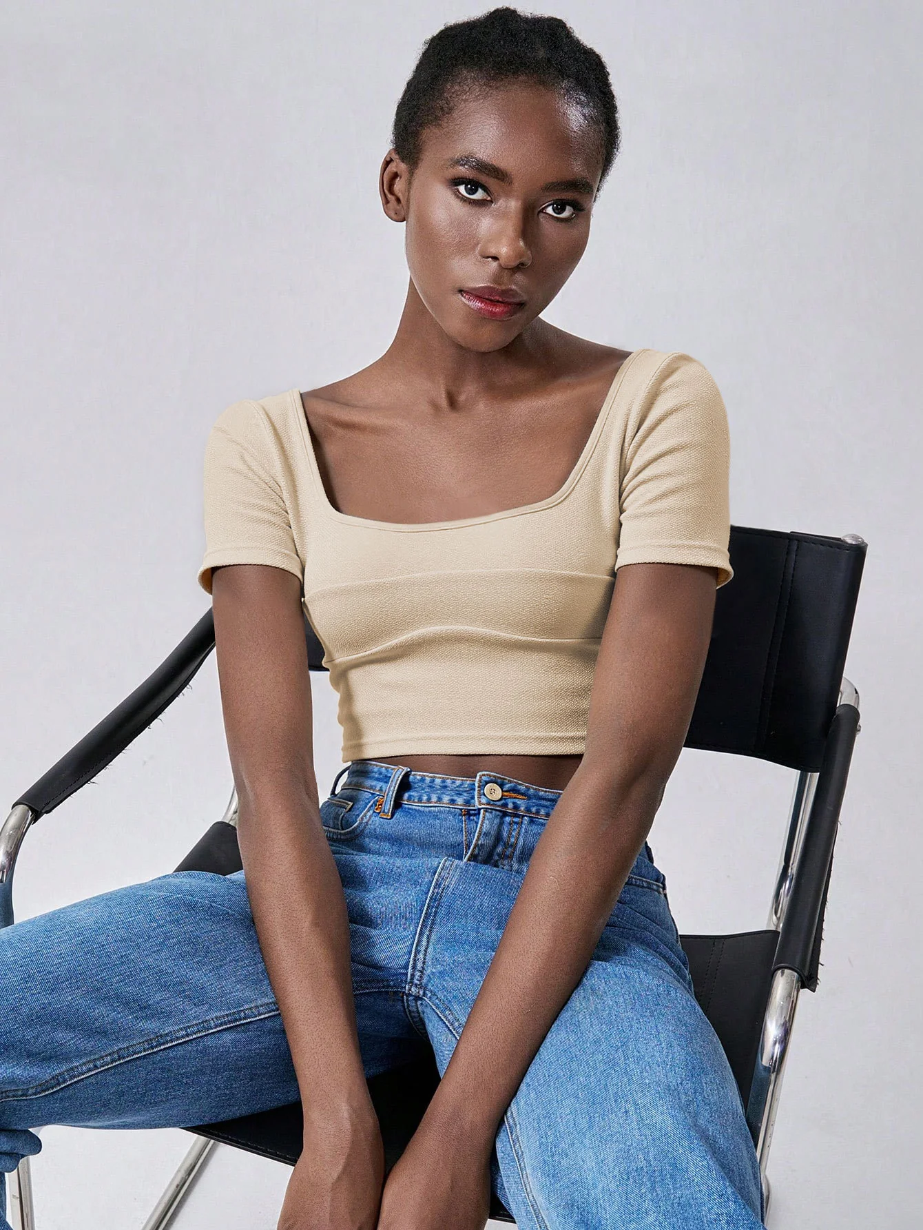 Cream Short Sleeve Round Neck Back Bow Top - Image 3