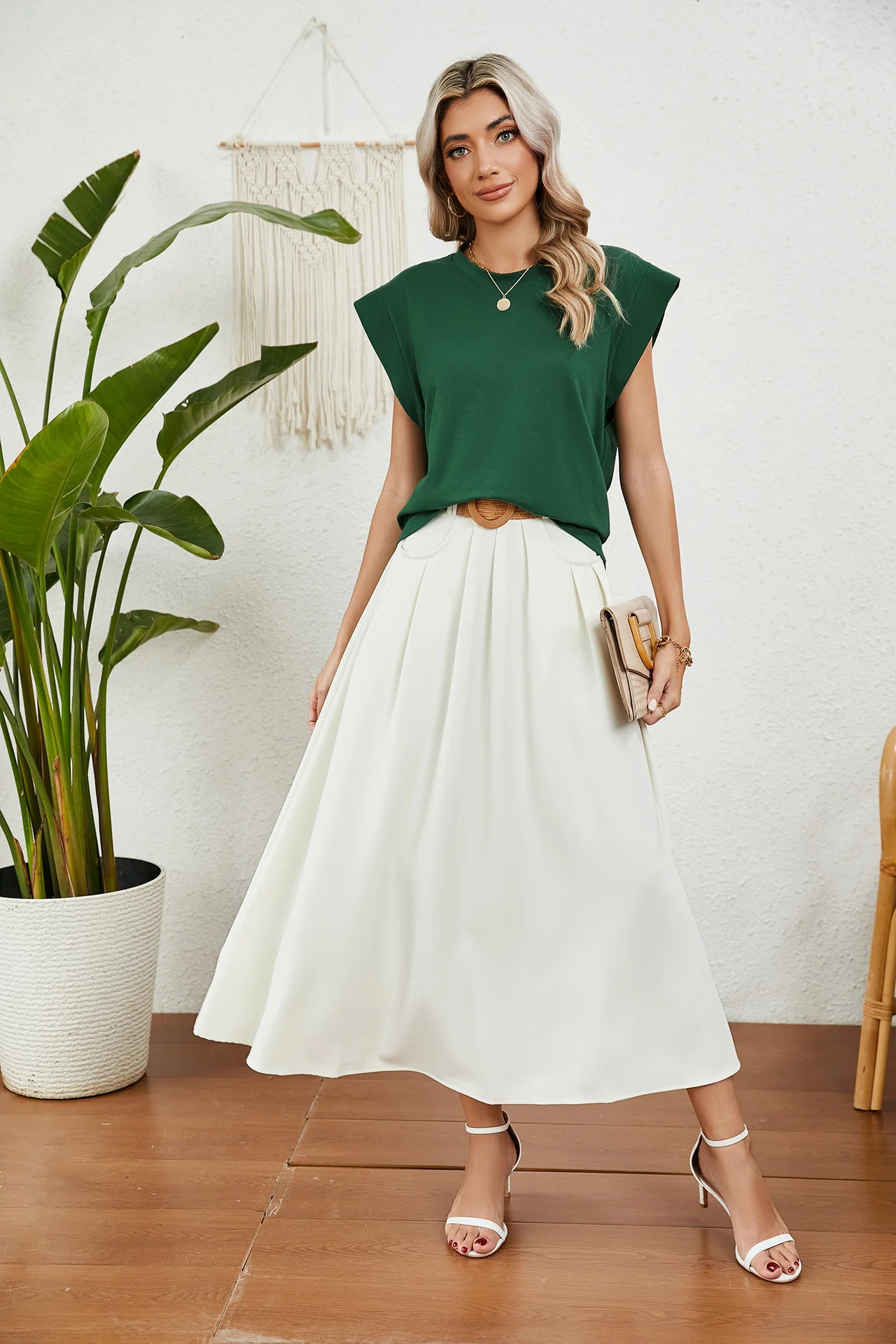 Dark Green Short Sleeves Round Neck Top - Image 3