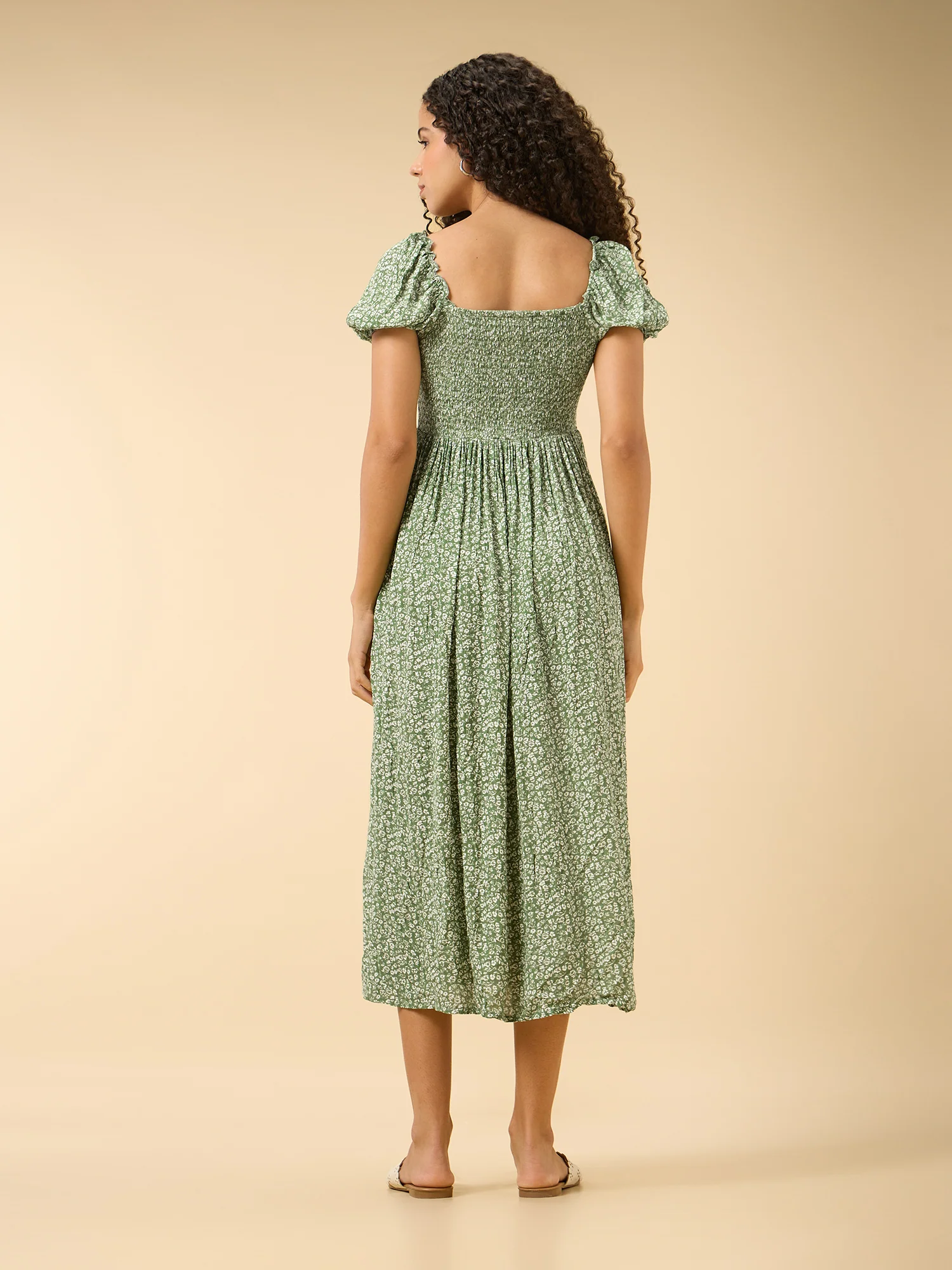 Green A-Line Midi Dress With Smocking And Slit Detail - Image 6