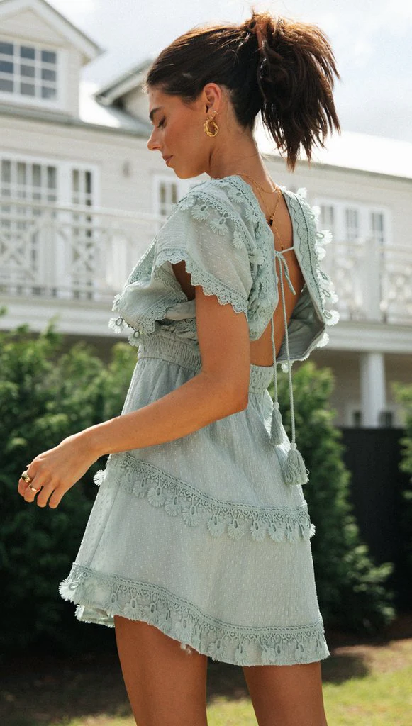 Green Plunge Neck Bat Sleeves Dress - Image 5