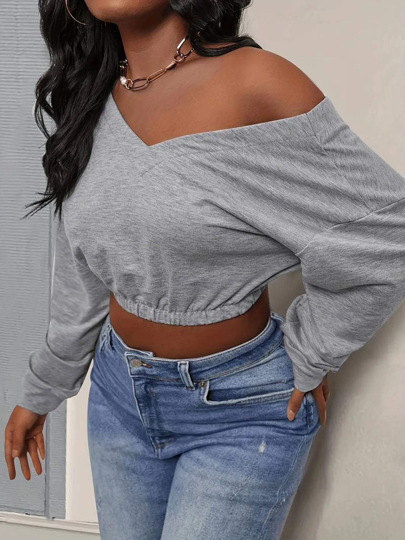 Grey Drop Shoulder Crop Sweatshirt - Image 3