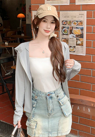 Grey Front Zipper Light Weight Hoodie Sweatshirt With Pockets - Image 3