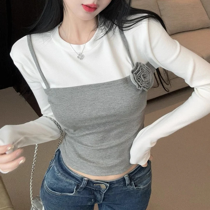 Grey Rosette Detailed Knit Top - Image 3