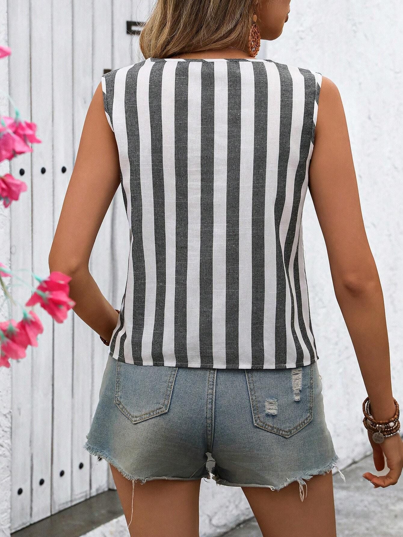 Grey Sleeveless Front Buttoned Vest - Image 2