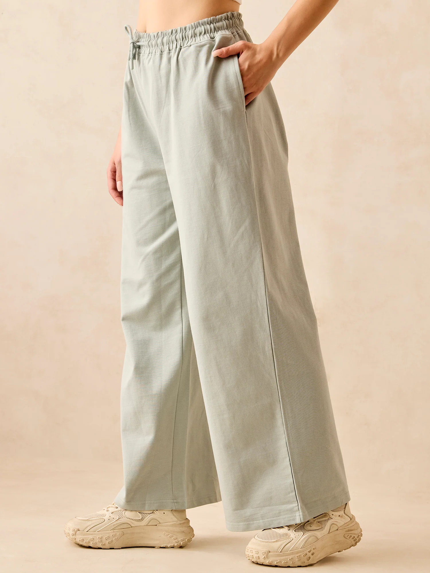 Grey Solid Basic Wide Leg Sweatpants - Image 4