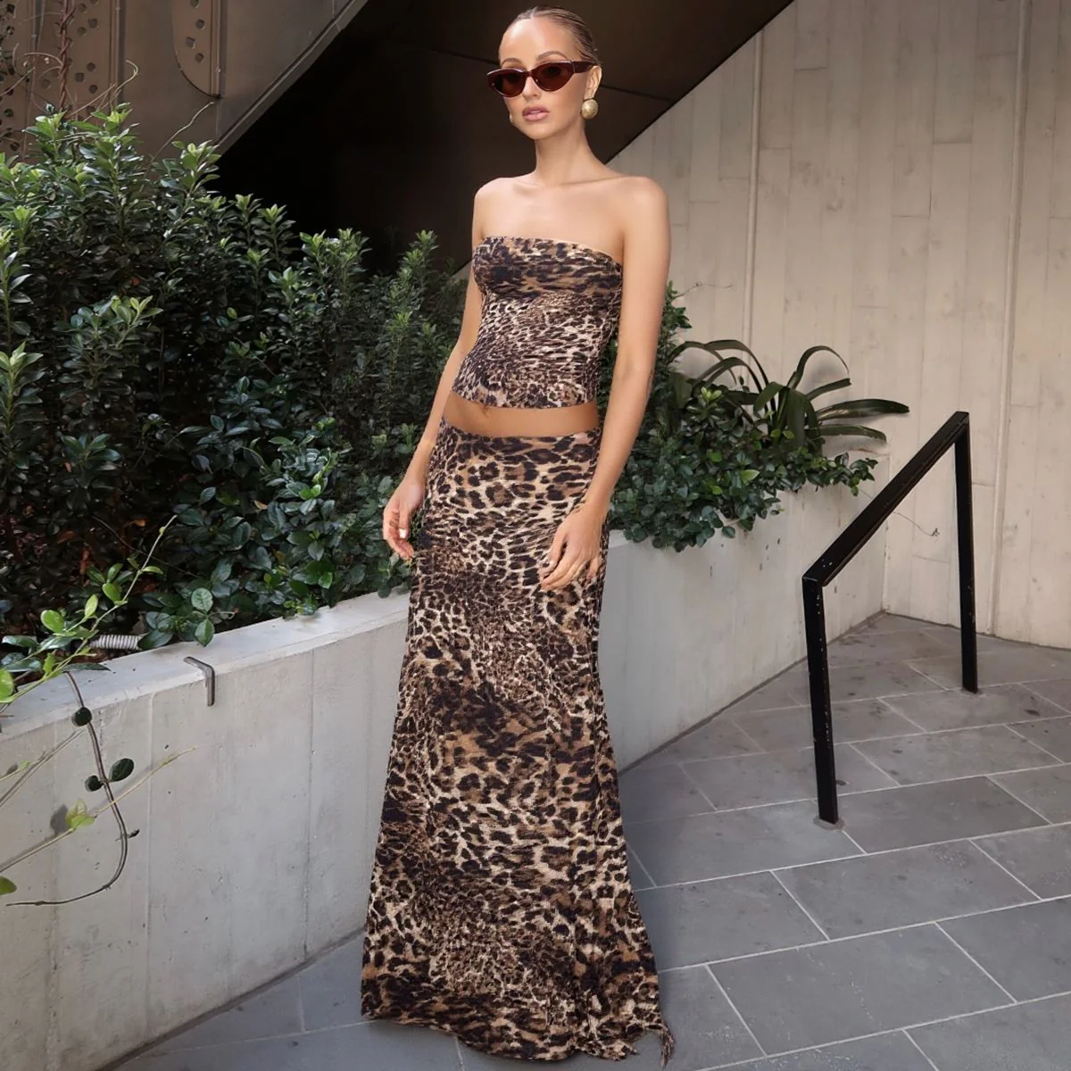 Leopard Print Tube Top With Skirt Co-Ord Set - Image 3