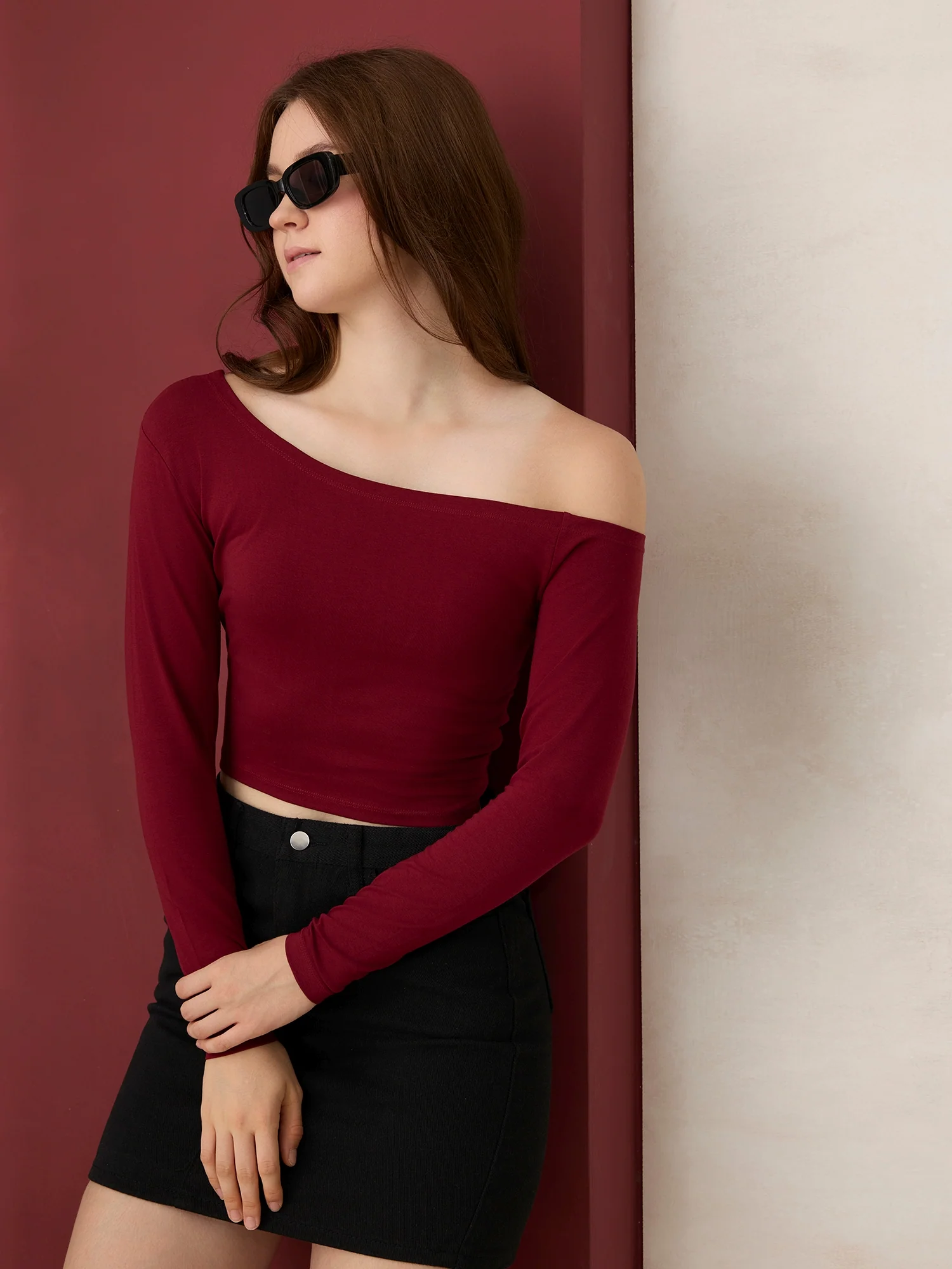 Maroon One Side Off-Shoulder Top - Image 5