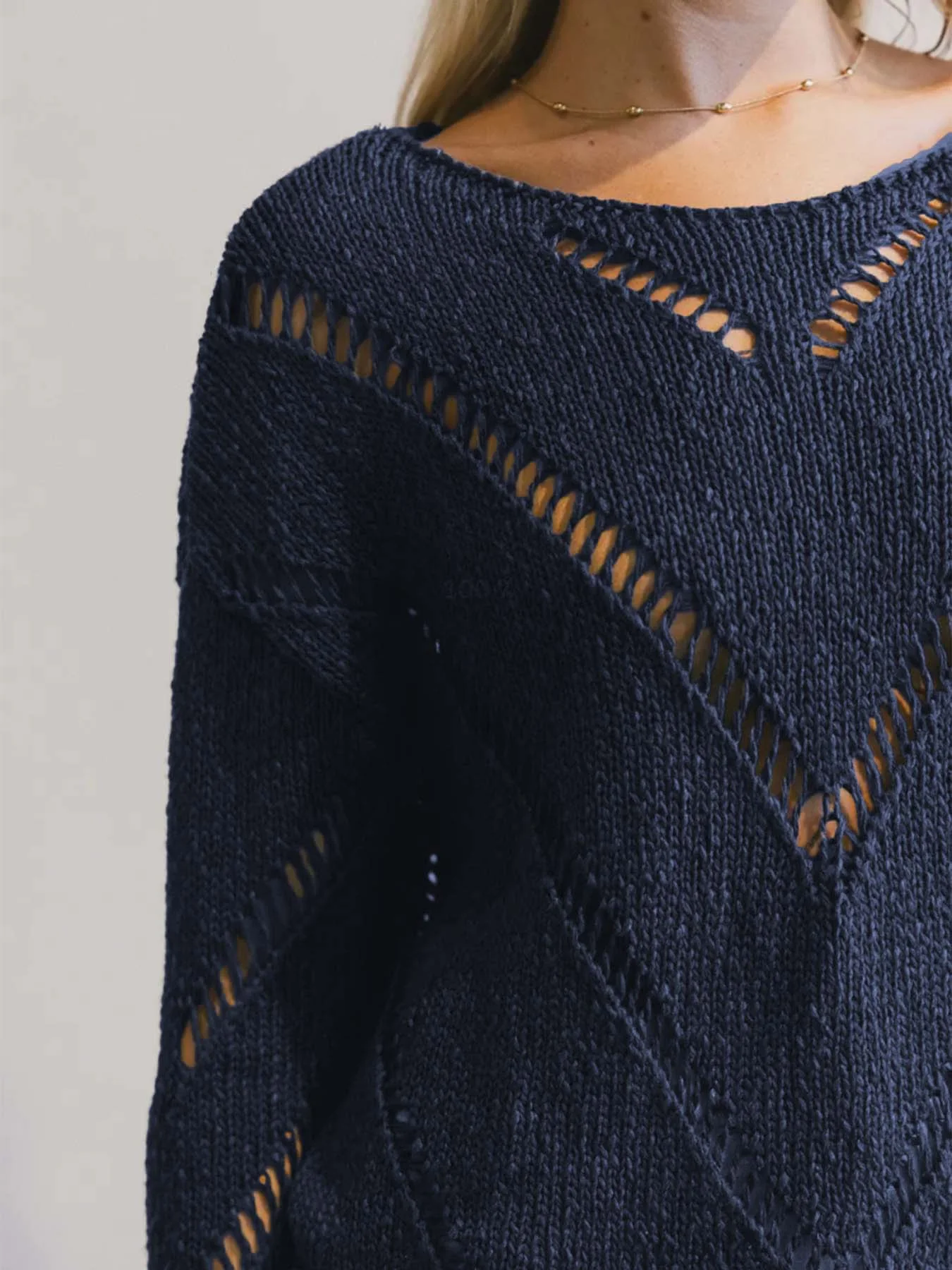 Navy Blue Full Sleeves Textureed Sweaters - Image 3