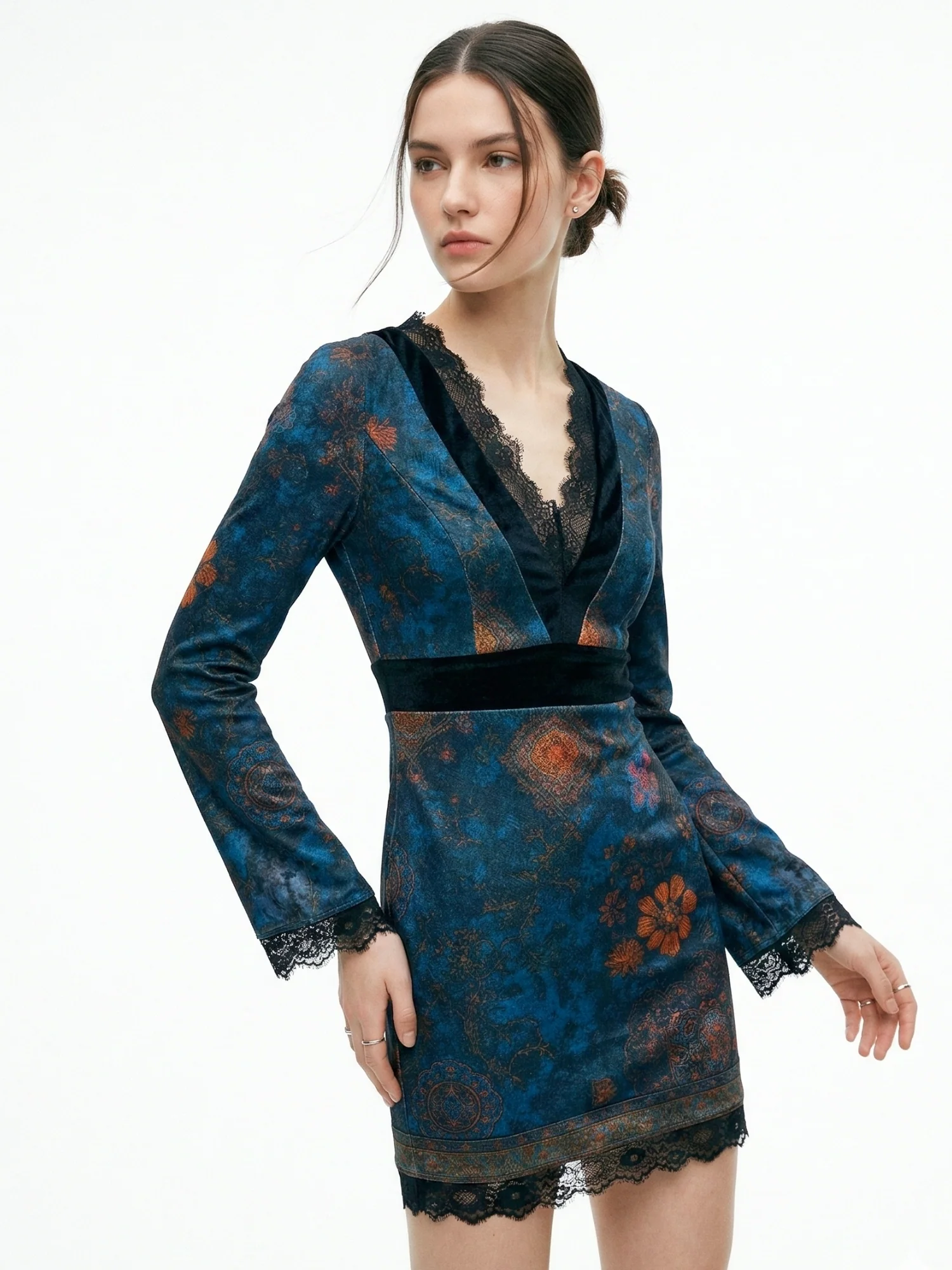 Navy blue Lace Detail Printed Bodycon Dress