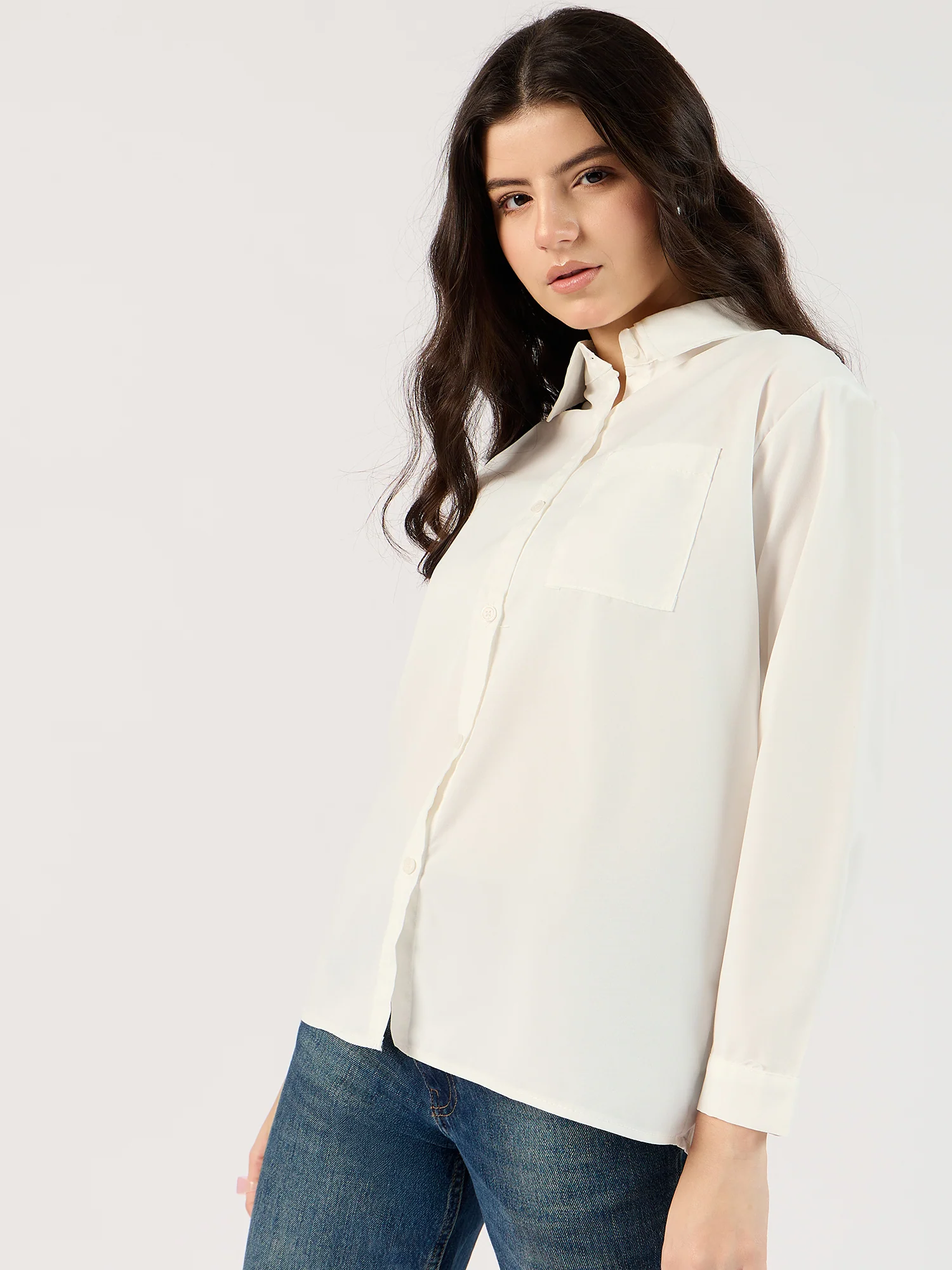 Solid White Oversized Shirt - Image 3