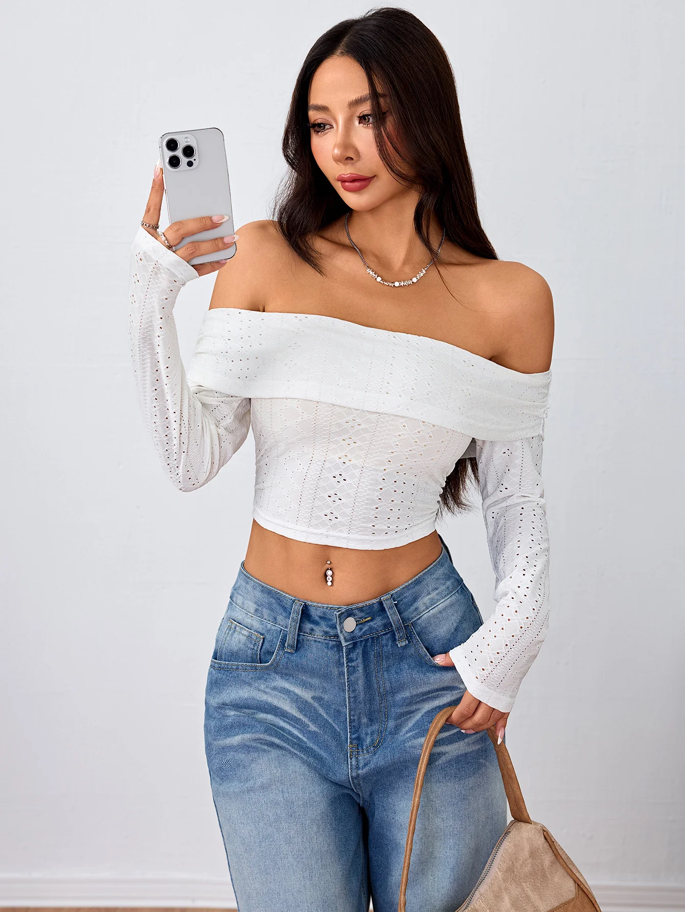 Off-White Off-Shoulder Full Sleeve Top - Image 3