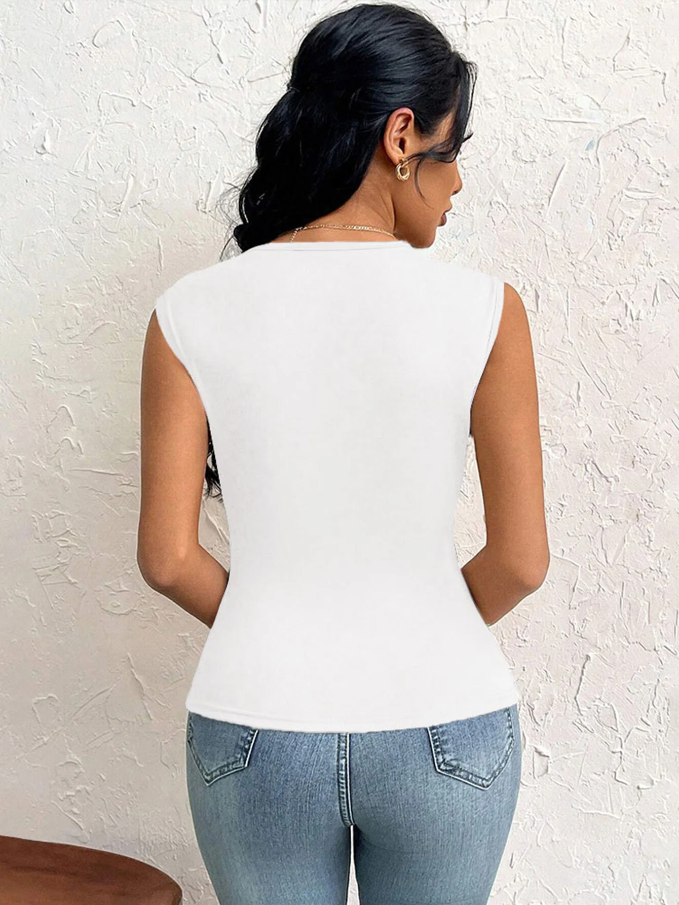 Off White Sleeveless Asymmetrical Hem Top - Image 2