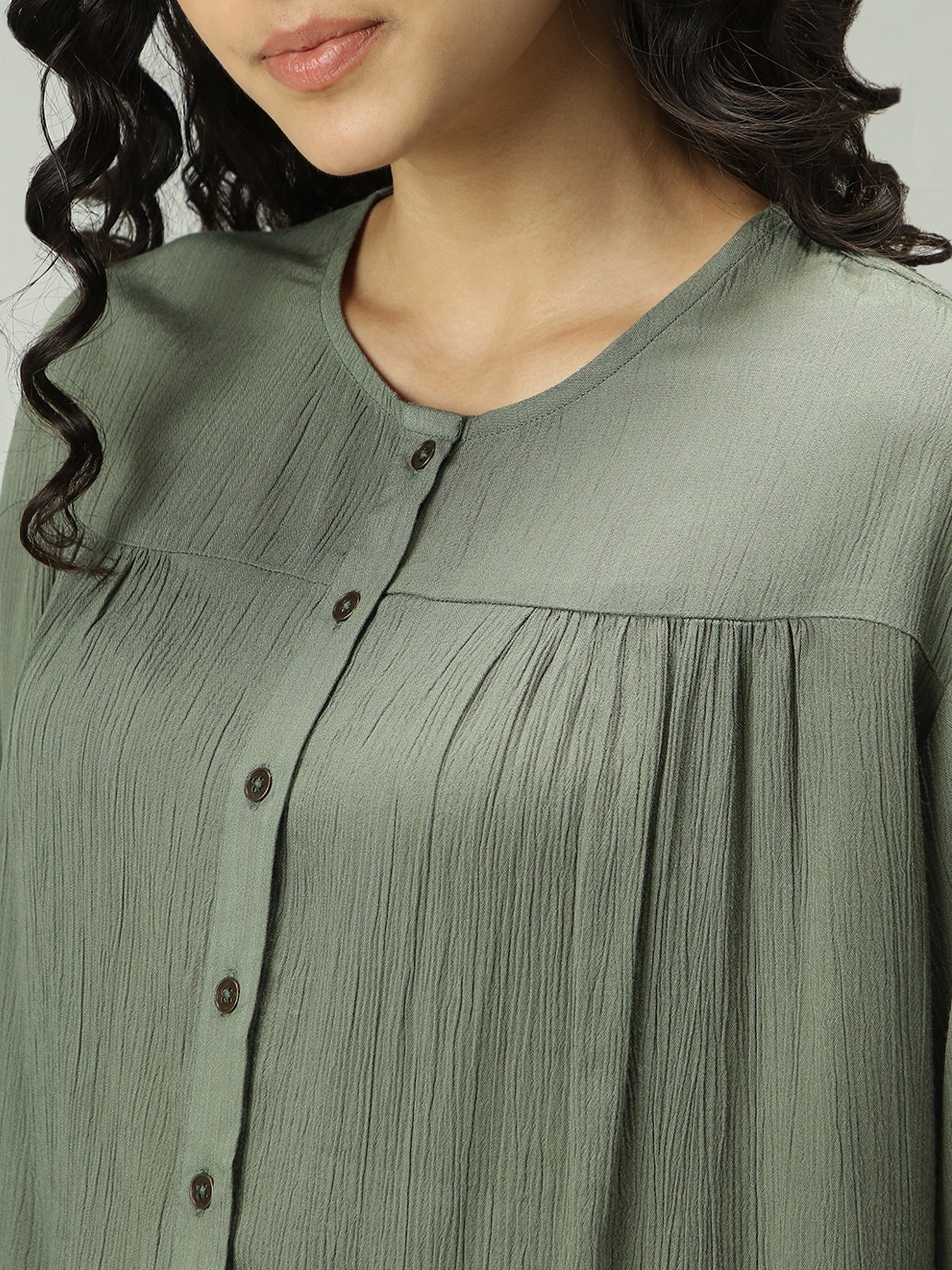 Olive Basic Cropped V Neck Top - Image 6