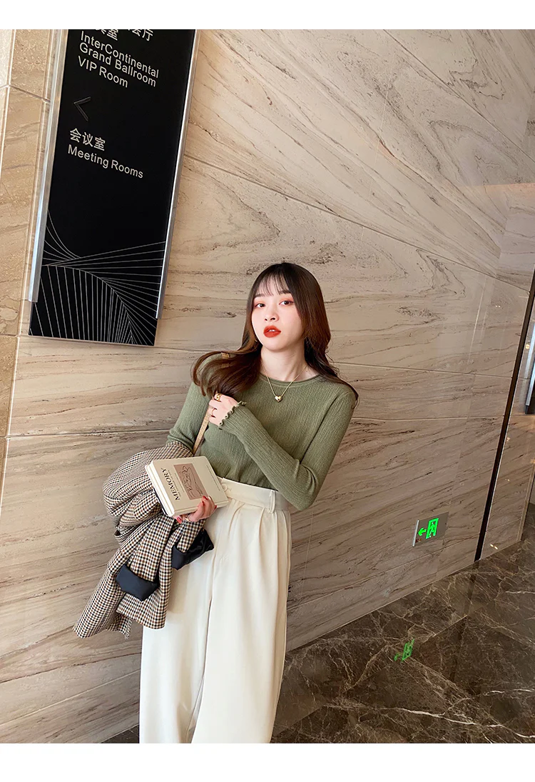 Olive Full Sleeve Scallop Hem Mock Neck Fitted Top - Image 3