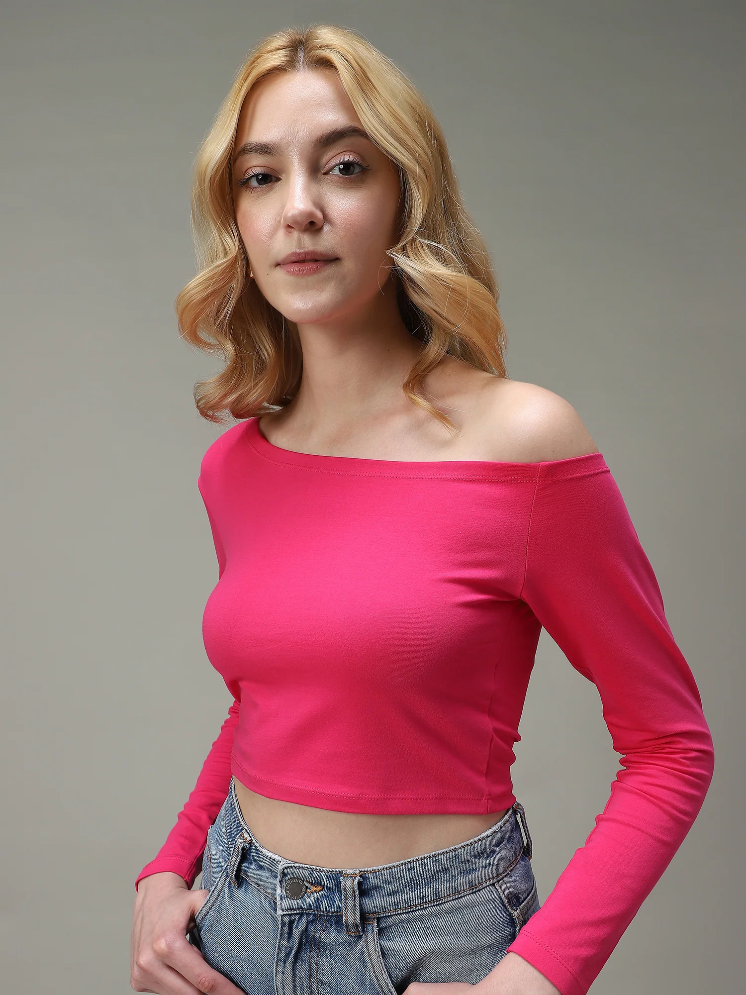 Pink Off-Shoulder Fitted Top - Image 5