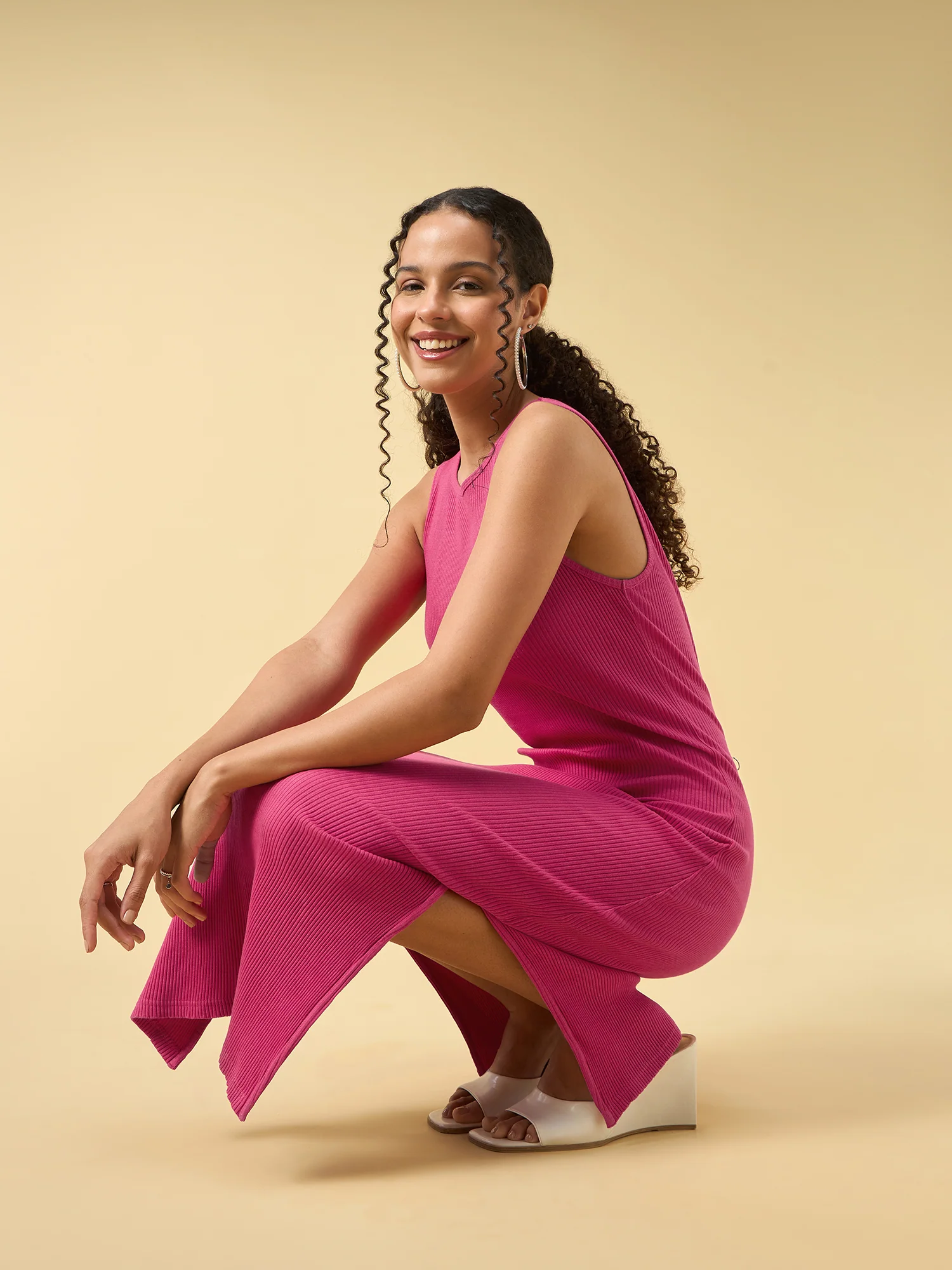 Pink Solid Slitted Bodycon Dress - Image 5