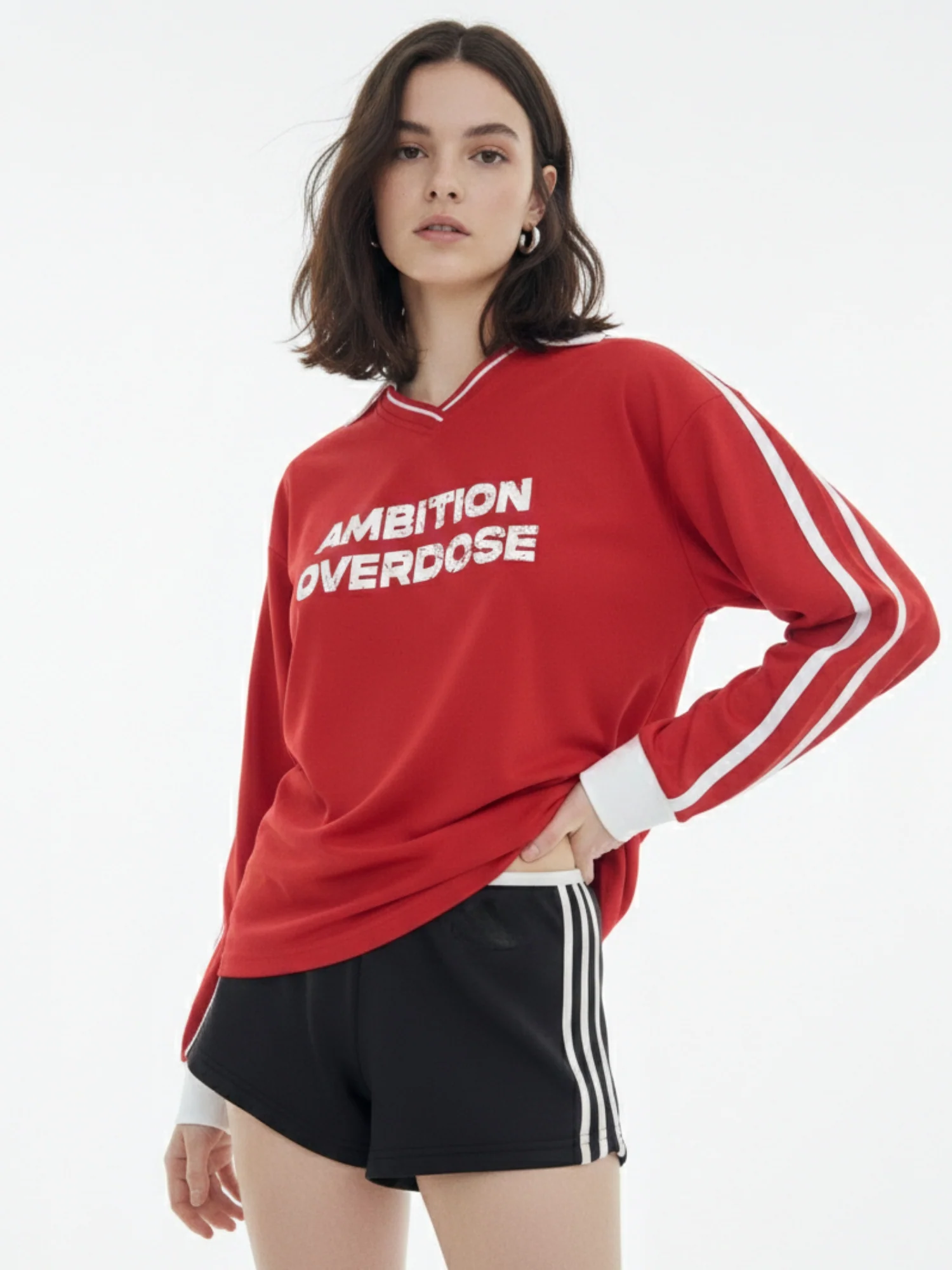 Red Casual  Crew-Neck T-Shirt Featuring Bold Front Graphics