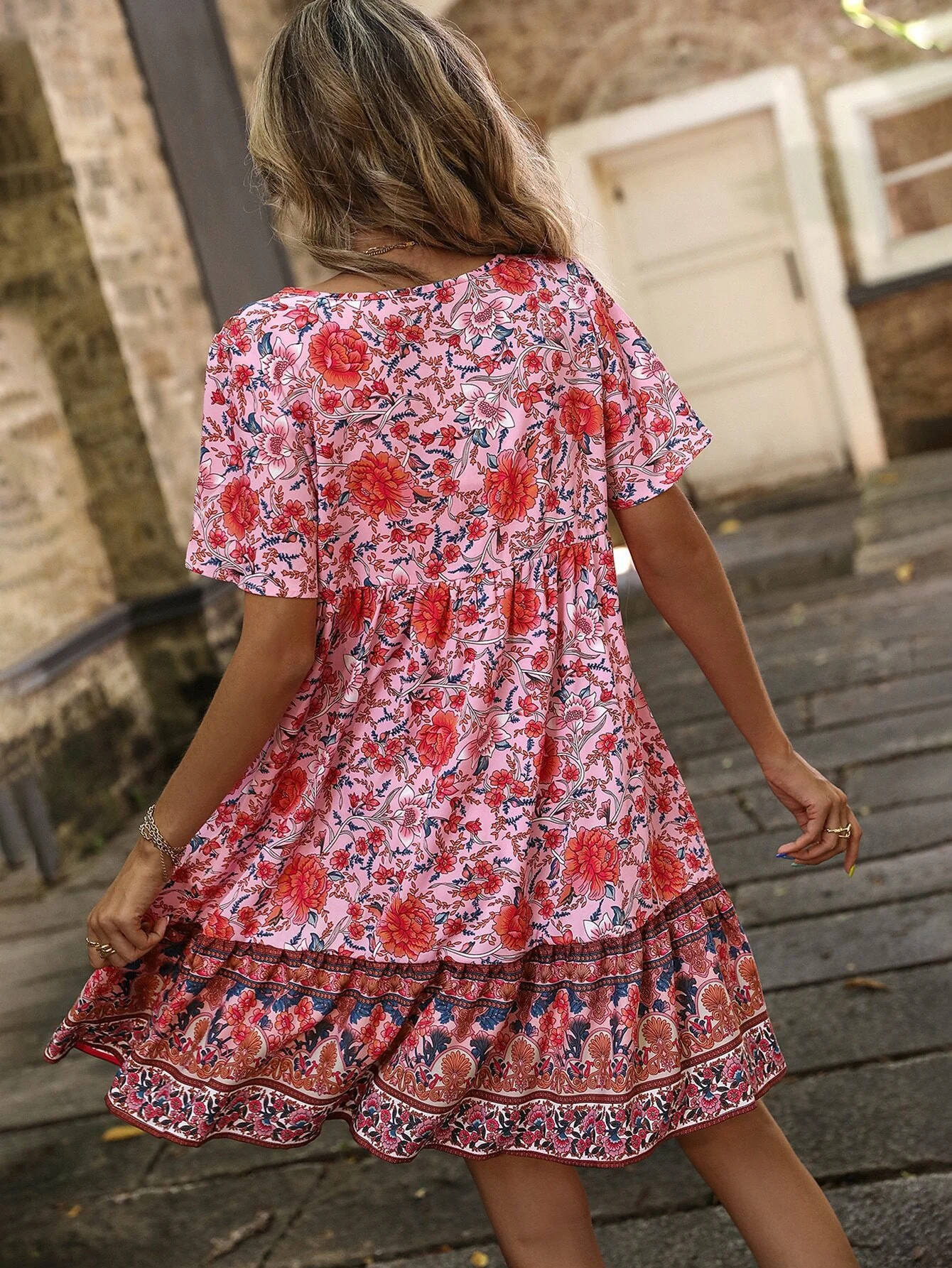 Red Half Sleeved Relaxed Fit Dress - Image 2
