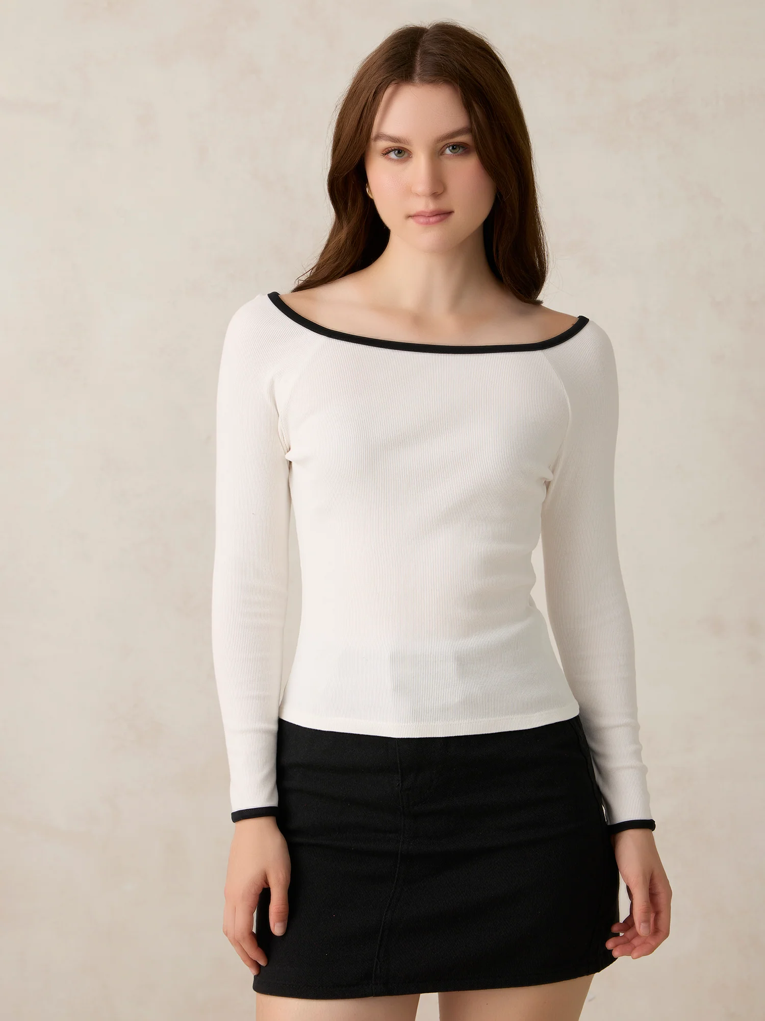 White Contrast Tipping Ribbed Knit Top - Image 3