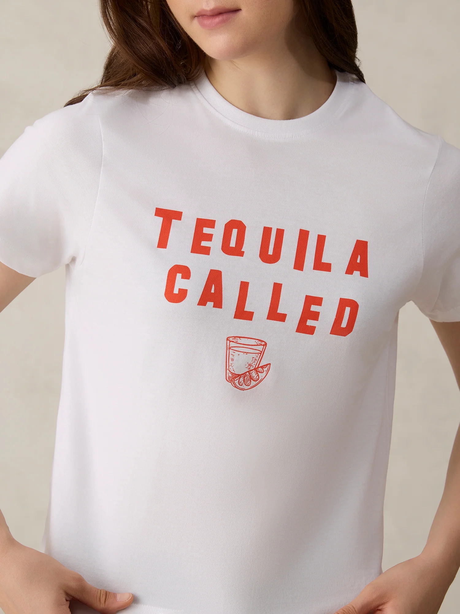 White Crew Neck Graphic T-Shirt - Image 5