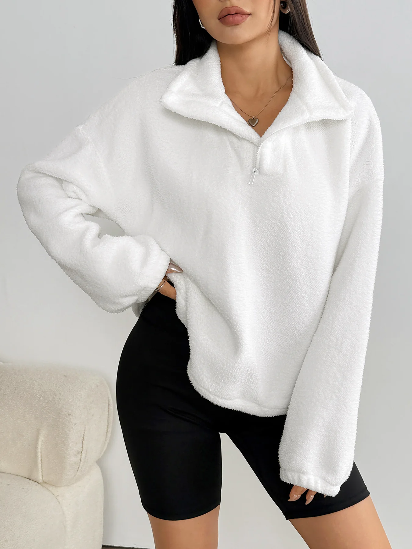 White Full sleeve big collar sweatshirt - Image 7