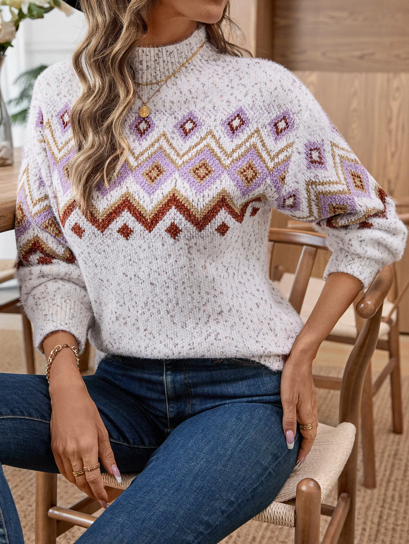 White Full Sleeves Printed Relaxed Sweater - Image 3