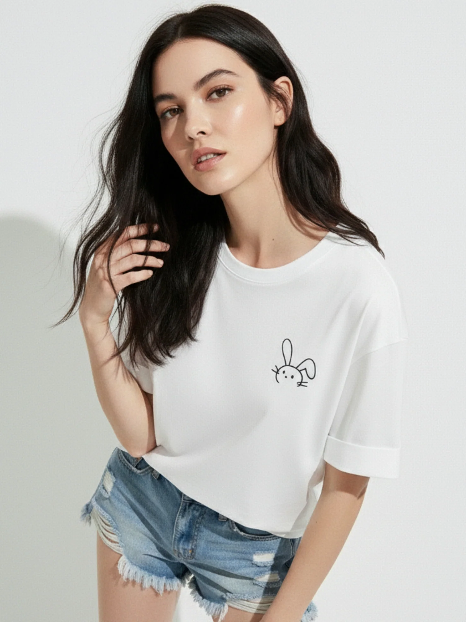 White Graphic Print Tshirt - Image 4
