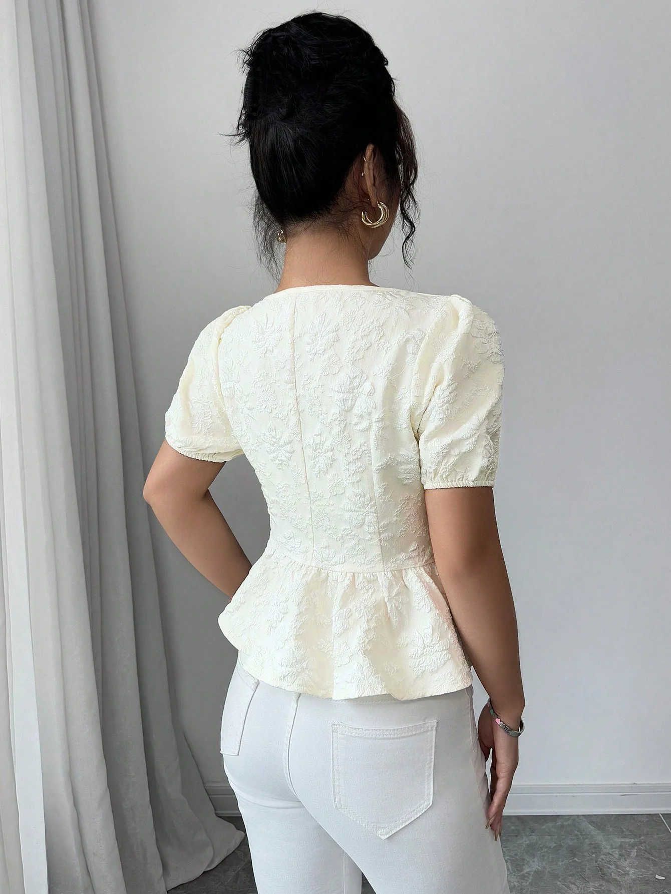 White Puff Sleeve Front Buttoned Top - Image 2